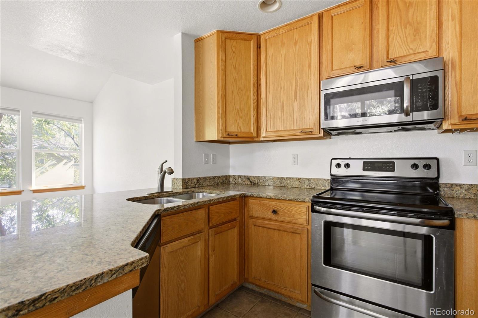 MLS Image #10 for 2067 n fork drive,lafayette, Colorado
