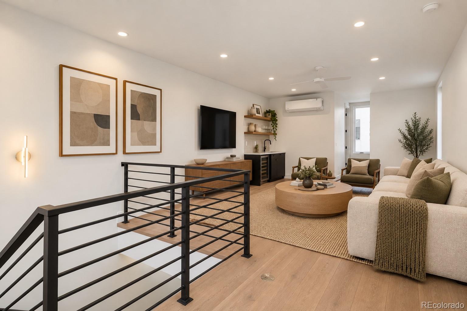MLS Image #16 for 220  acoma street 101,denver, Colorado