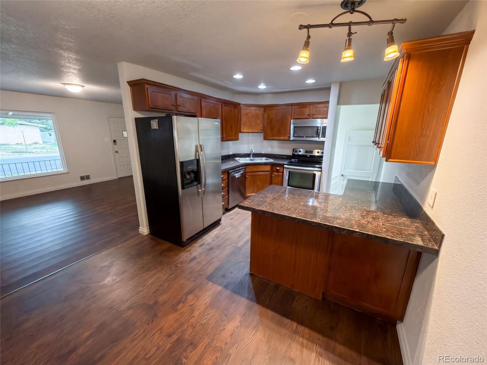 MLS Image #5 for 1330  quentin street,aurora, Colorado