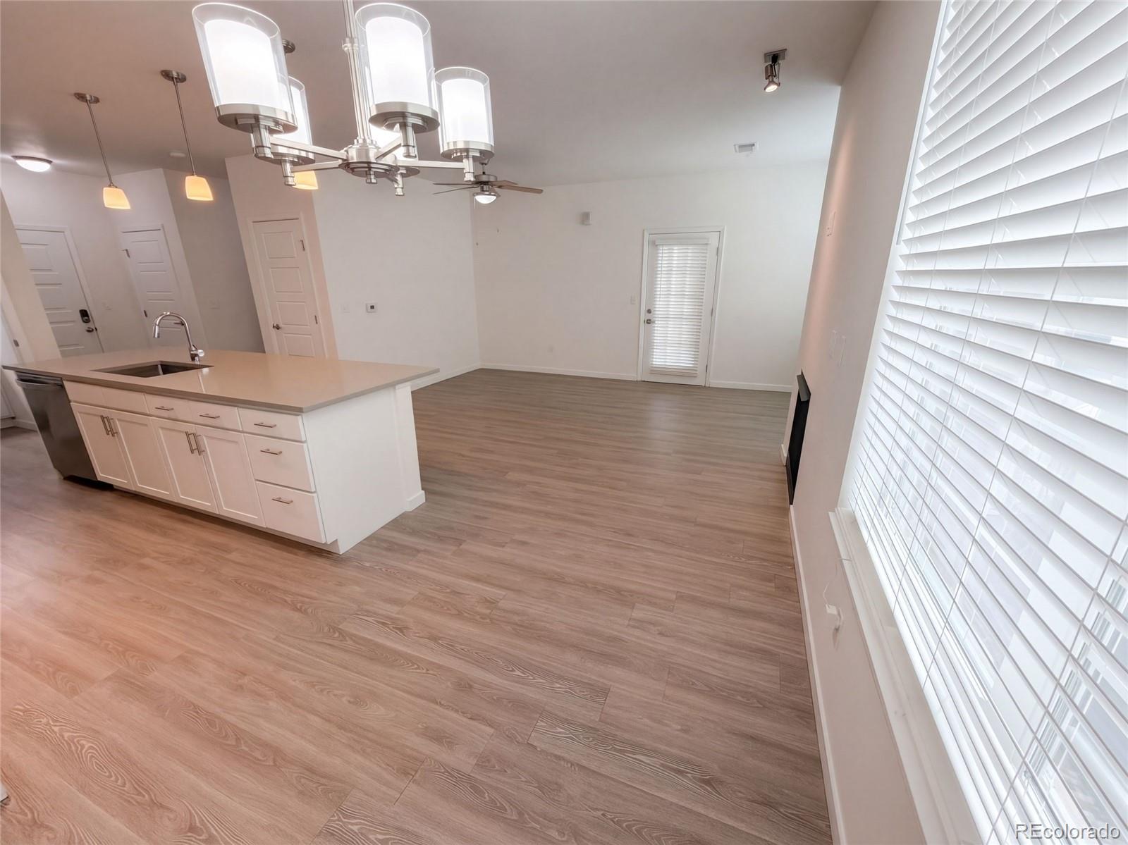 MLS Image #5 for 17297  wilde avenue 102,parker, Colorado