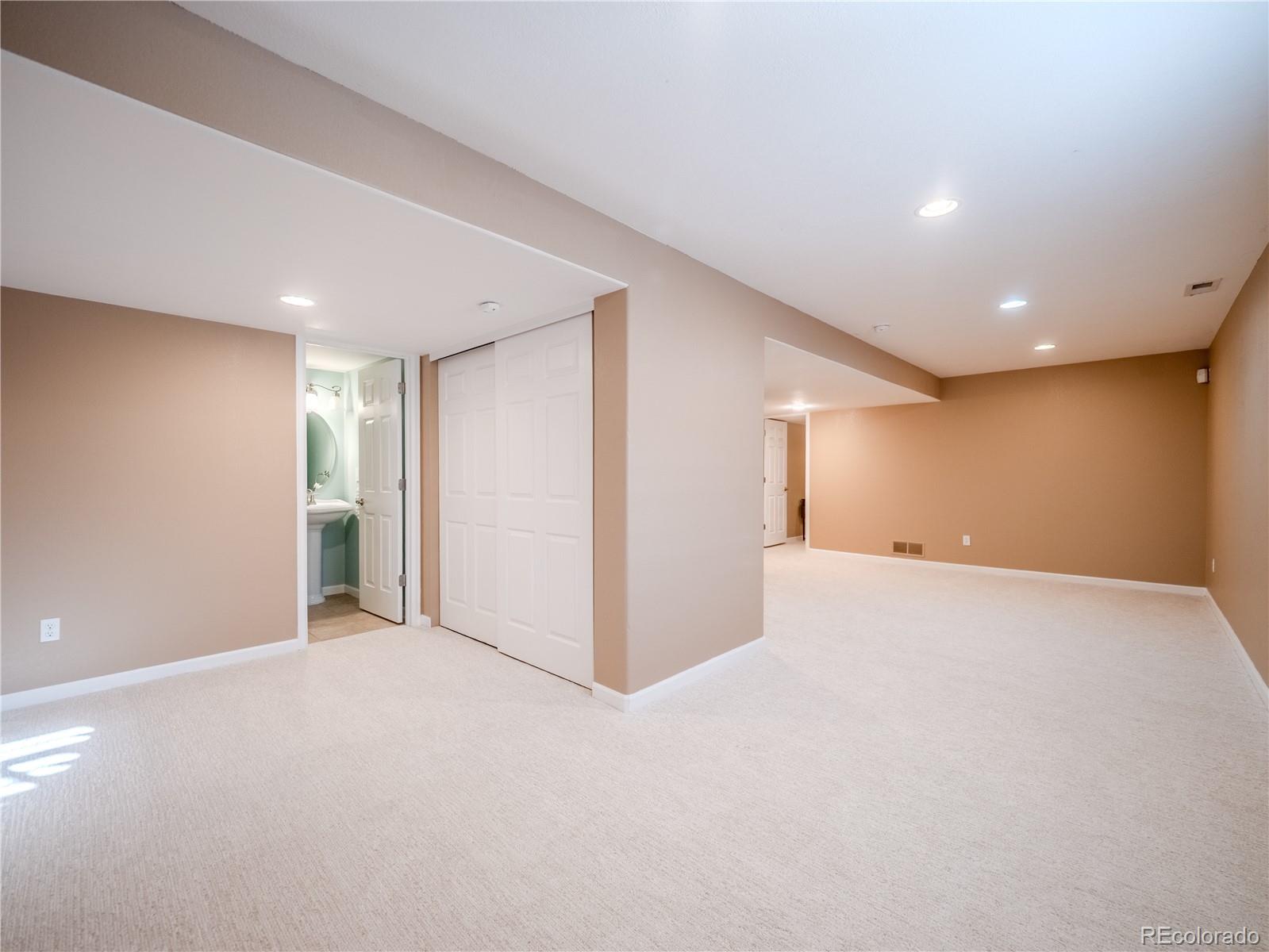 MLS Image #40 for 10465  olathe way,commerce city, Colorado