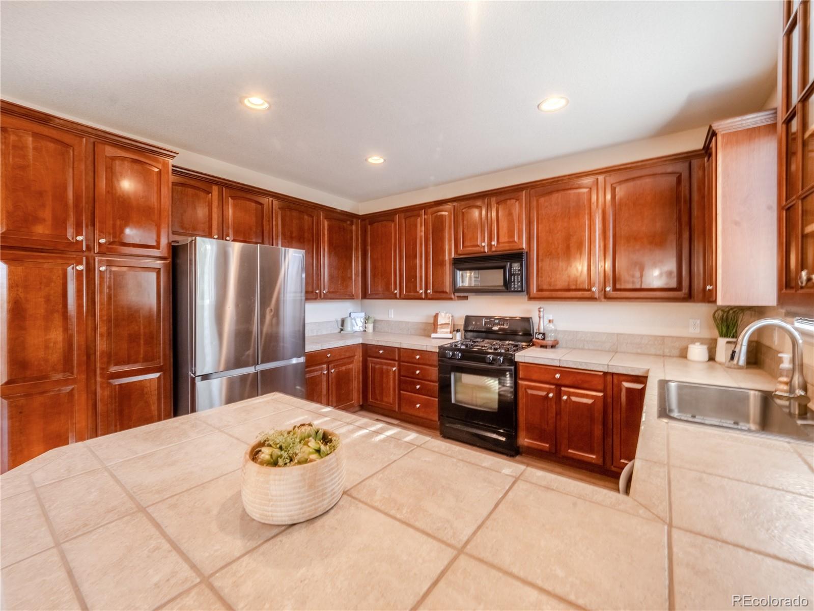 MLS Image #7 for 10465  olathe way,commerce city, Colorado