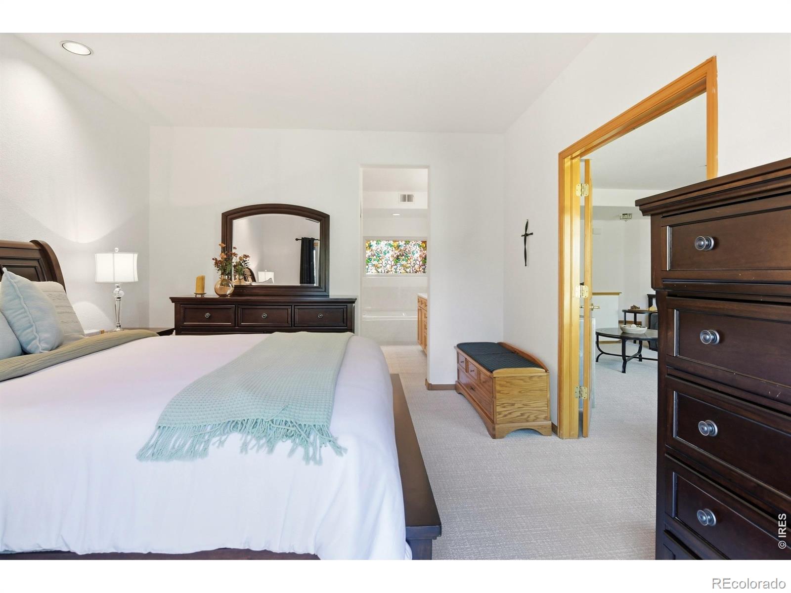 MLS Image #13 for 722  ridgeside drive,golden, Colorado