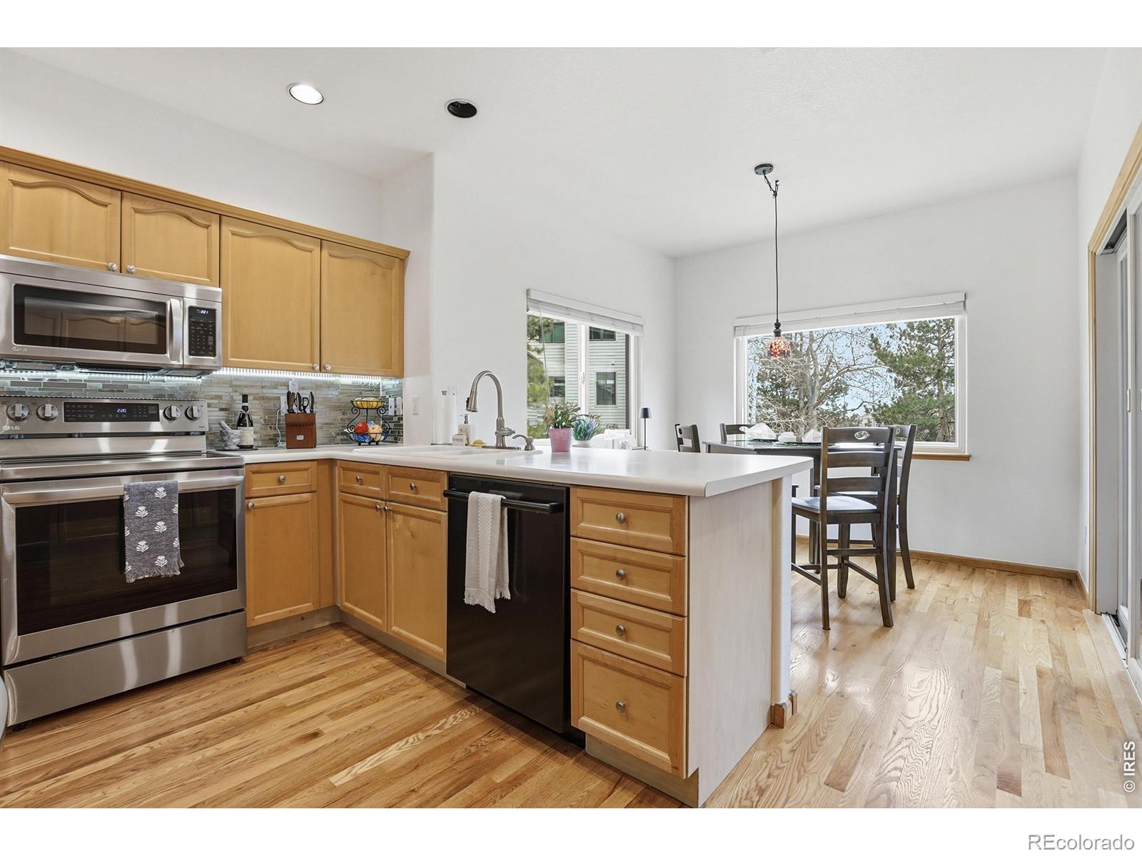 MLS Image #8 for 722  ridgeside drive,golden, Colorado