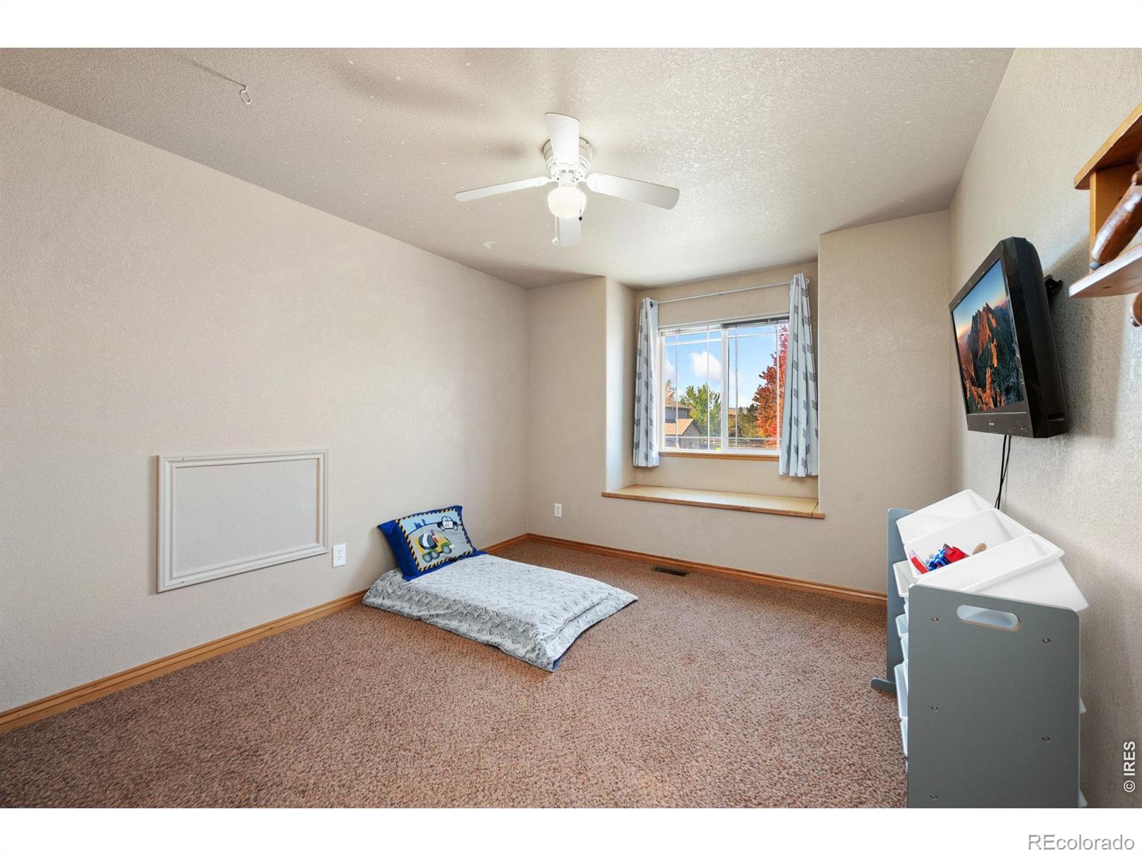 MLS Image #36 for 9050  spirit street,wellington, Colorado