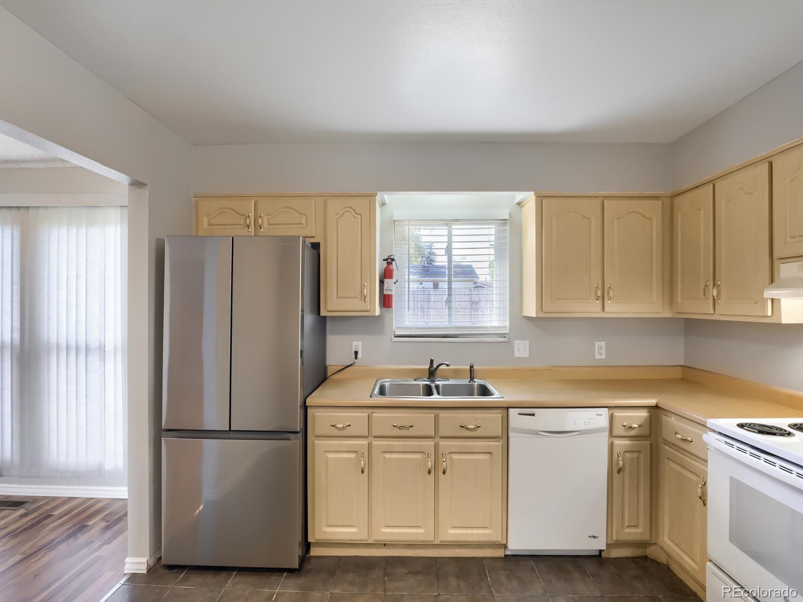 MLS Image #20 for 14920 e 55th avenue,denver, Colorado