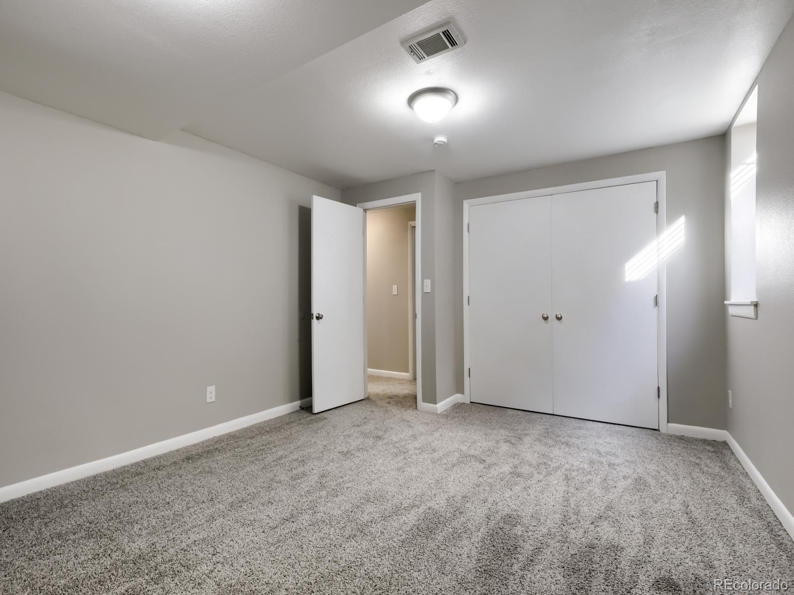 MLS Image #21 for 14920 e 55th avenue,denver, Colorado