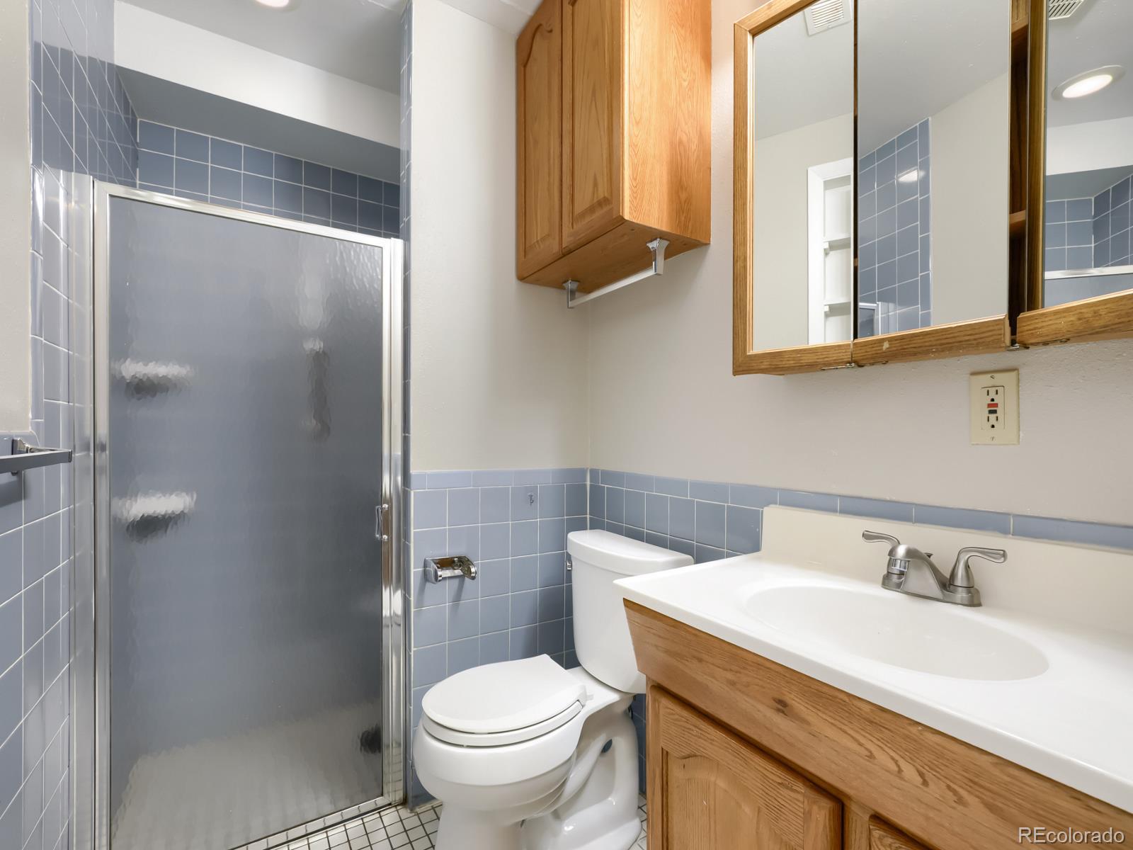 MLS Image #8 for 14920 e 55th avenue,denver, Colorado