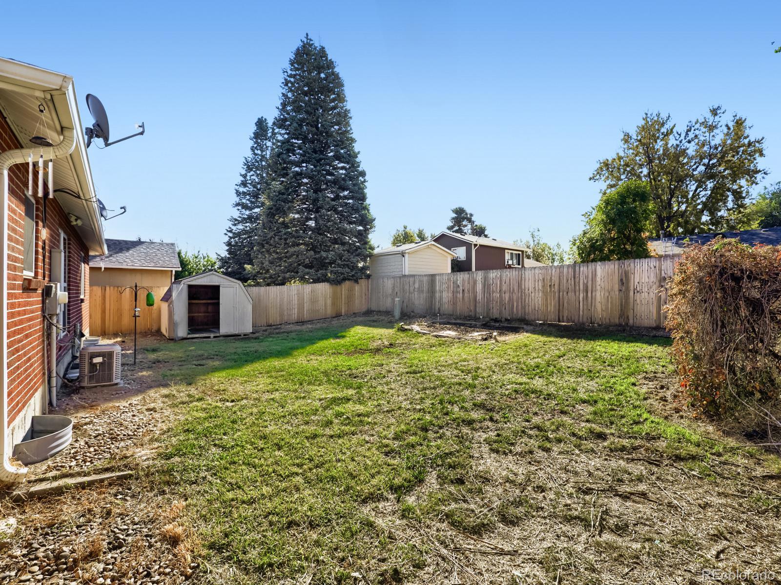 MLS Image #9 for 14920 e 55th avenue,denver, Colorado