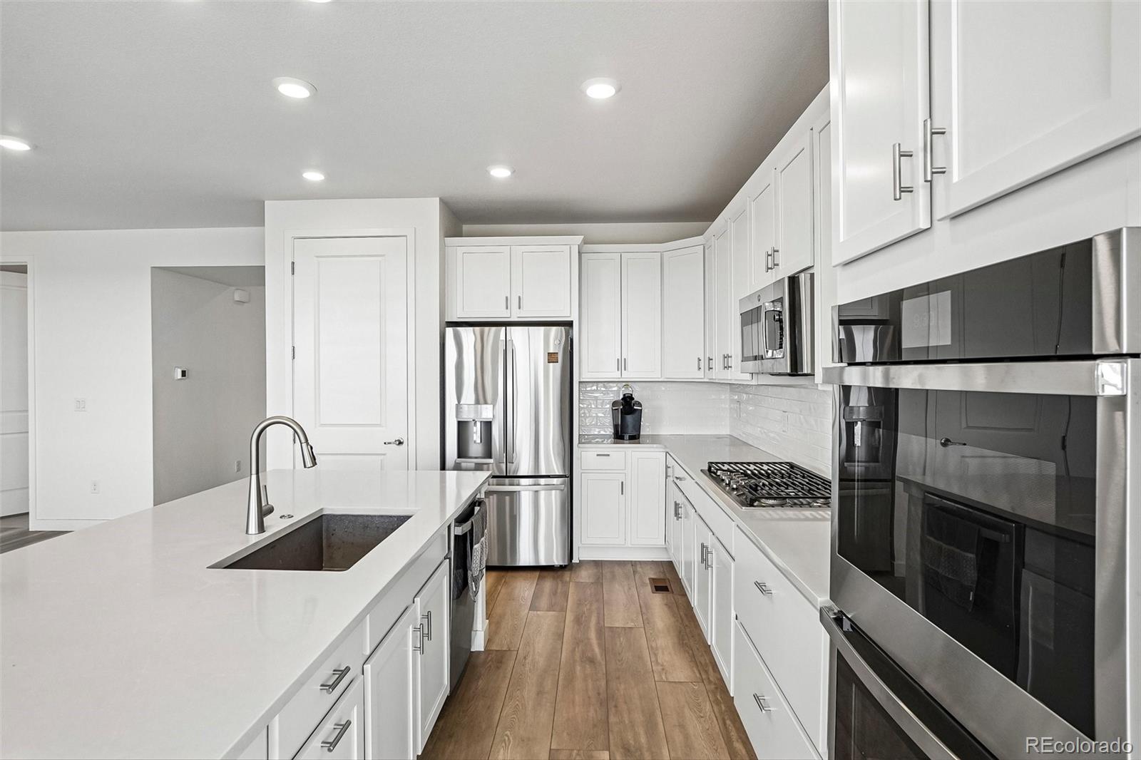 MLS Image #12 for 8720 s riviera court,aurora, Colorado