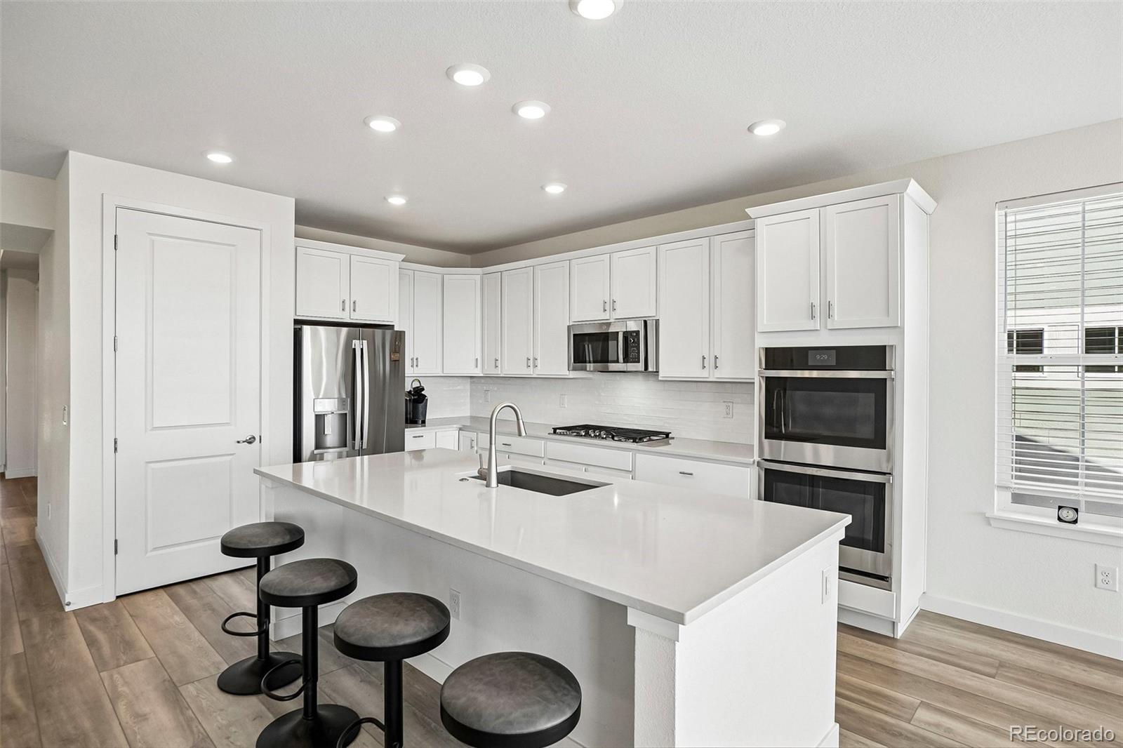 MLS Image #13 for 8720 s riviera court,aurora, Colorado