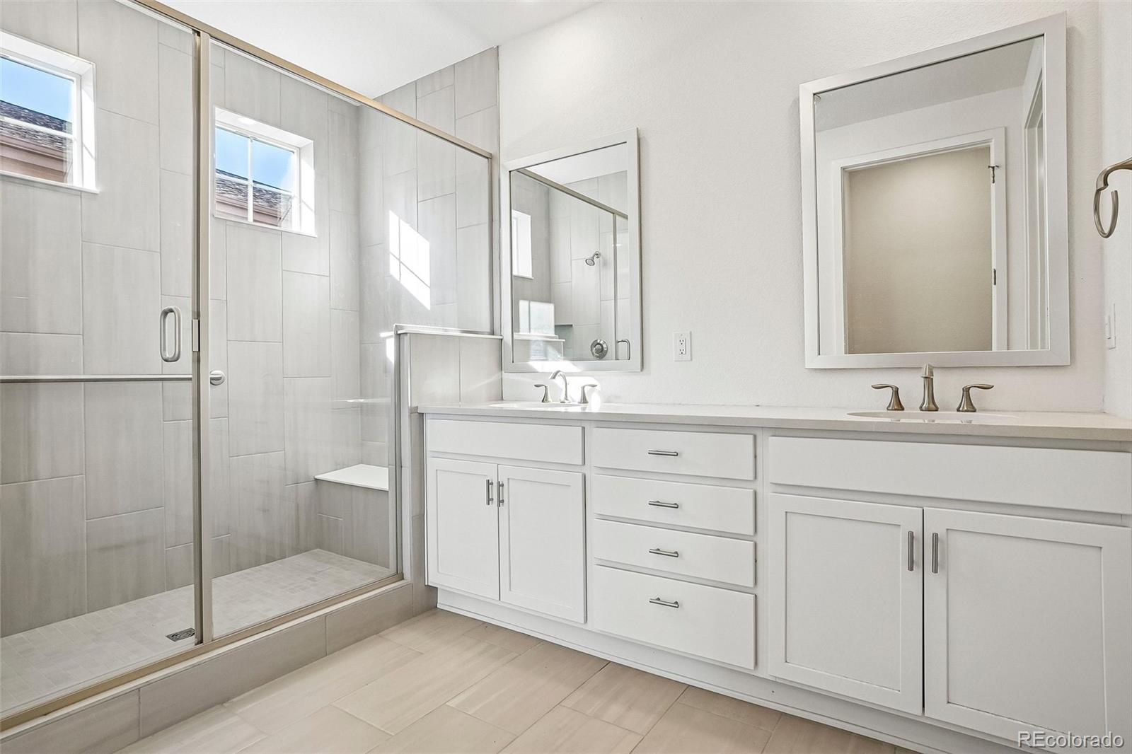 MLS Image #17 for 8720 s riviera court,aurora, Colorado