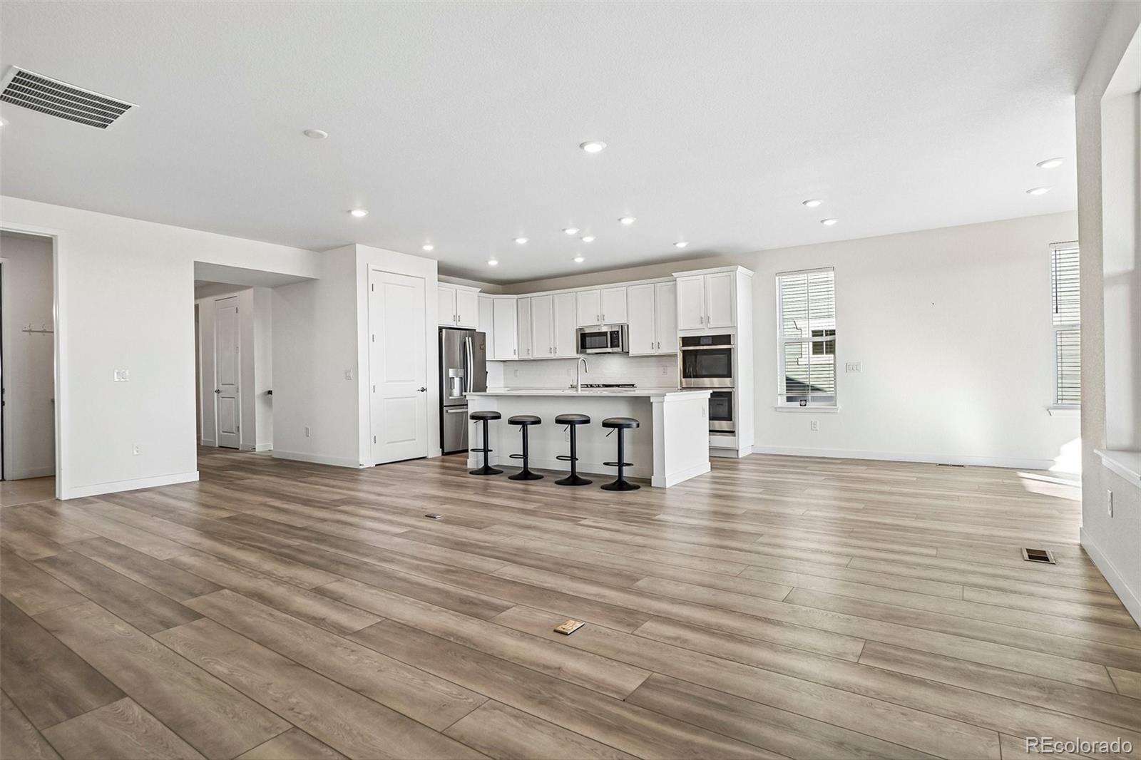 MLS Image #7 for 8720 s riviera court,aurora, Colorado