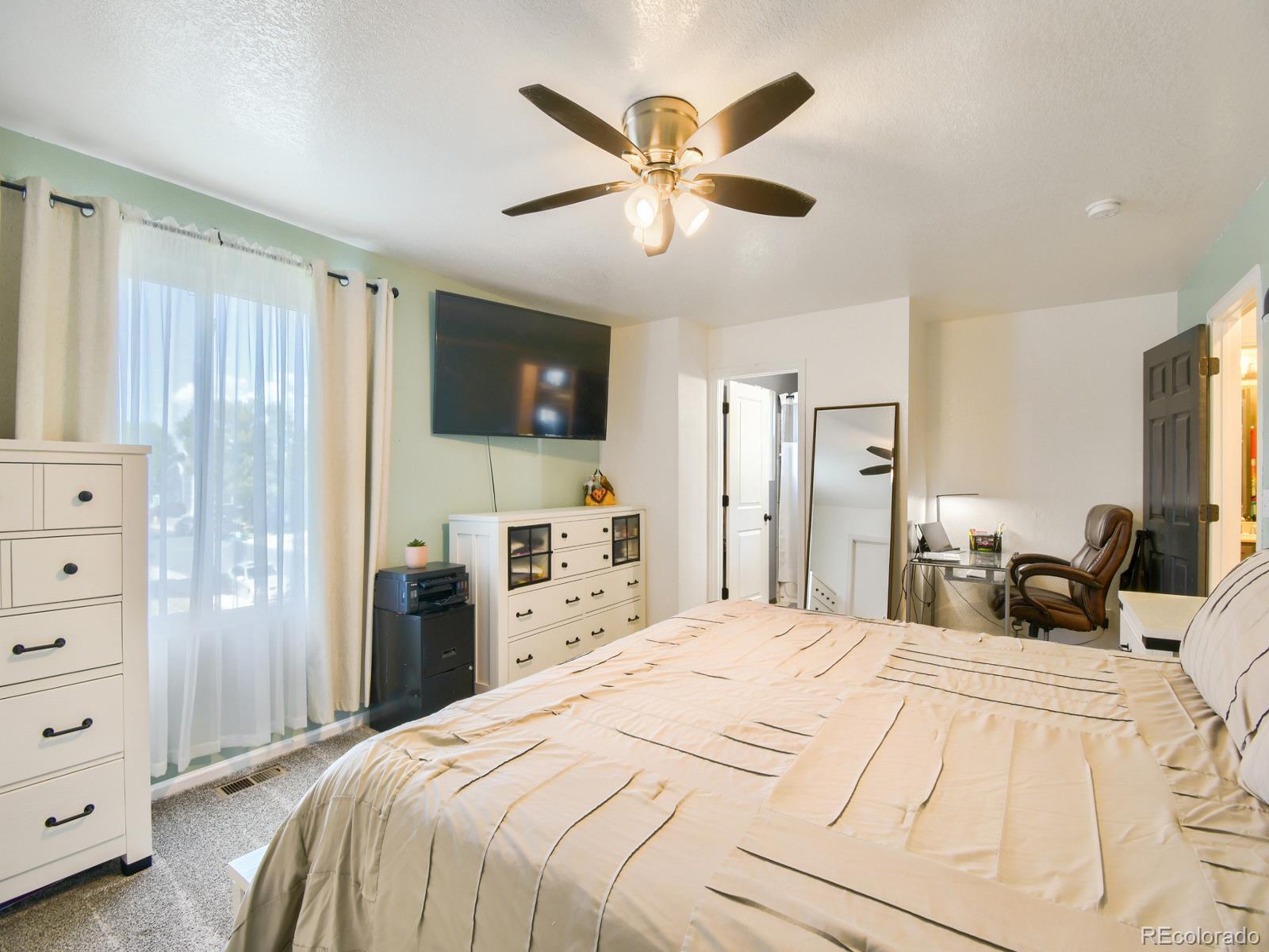 MLS Image #13 for 10038  hudson street,thornton, Colorado
