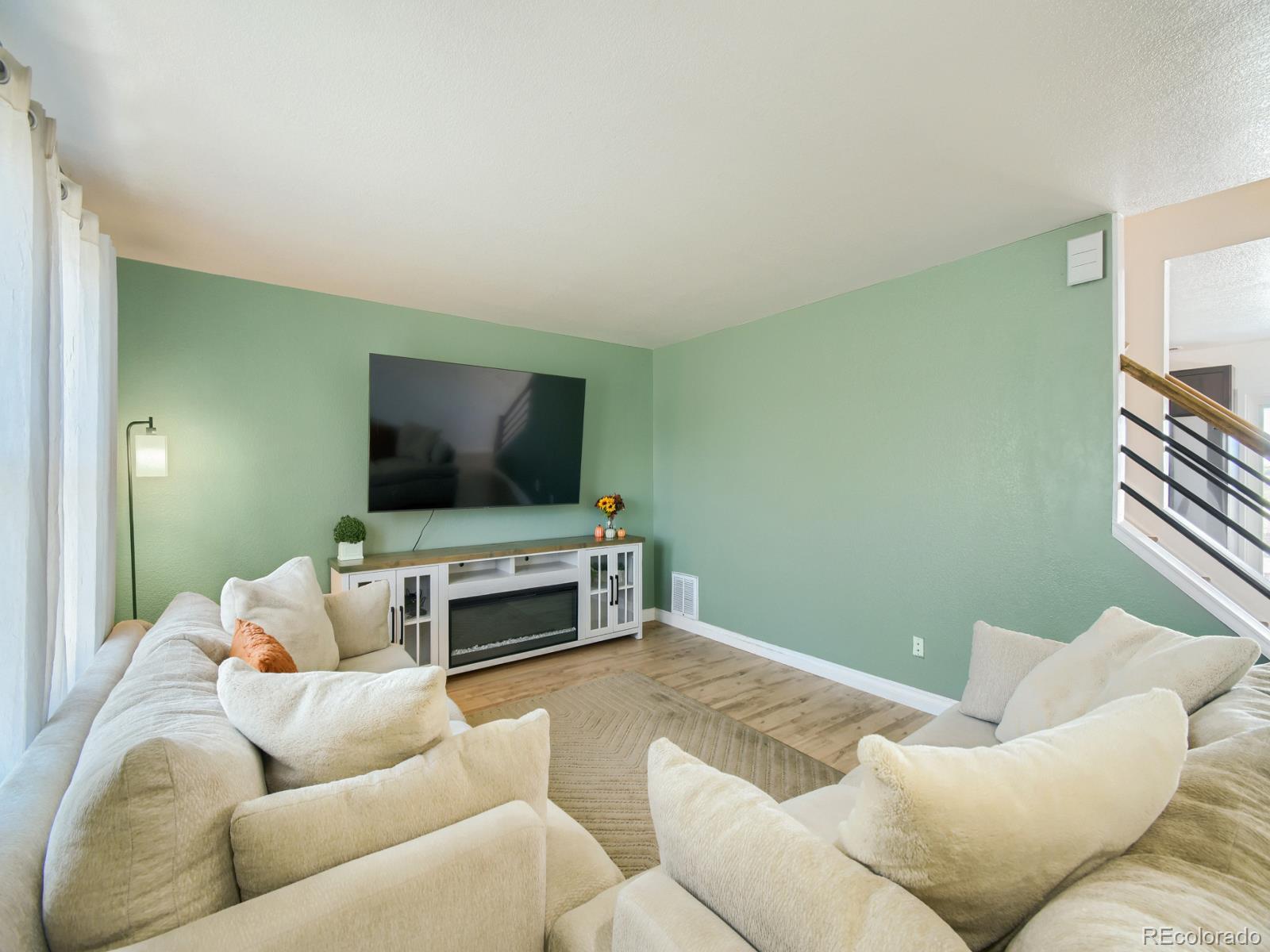 MLS Image #3 for 10038  hudson street,thornton, Colorado