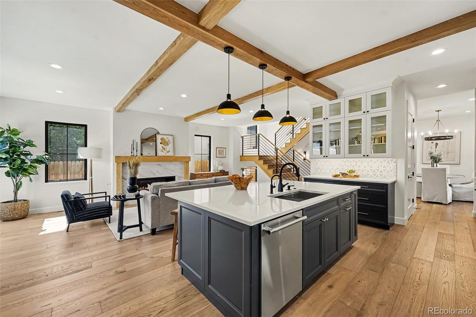 MLS Image #11 for 1416 s clarkson street,denver, Colorado