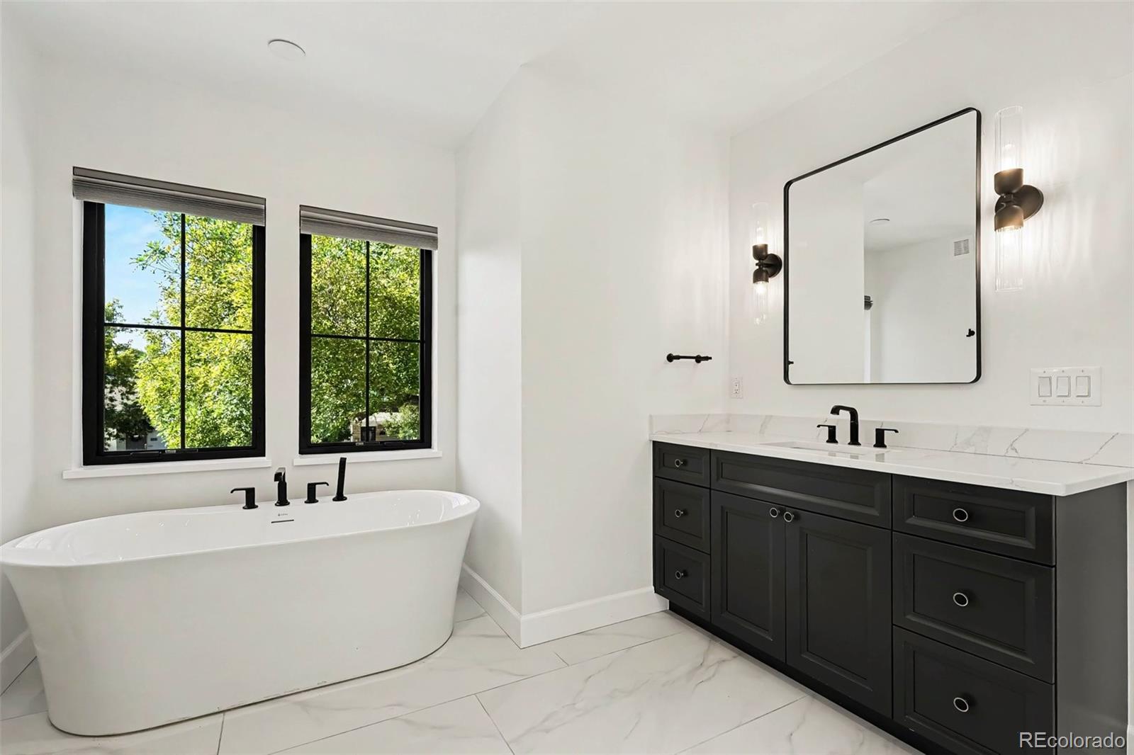 MLS Image #27 for 1416 s clarkson street,denver, Colorado