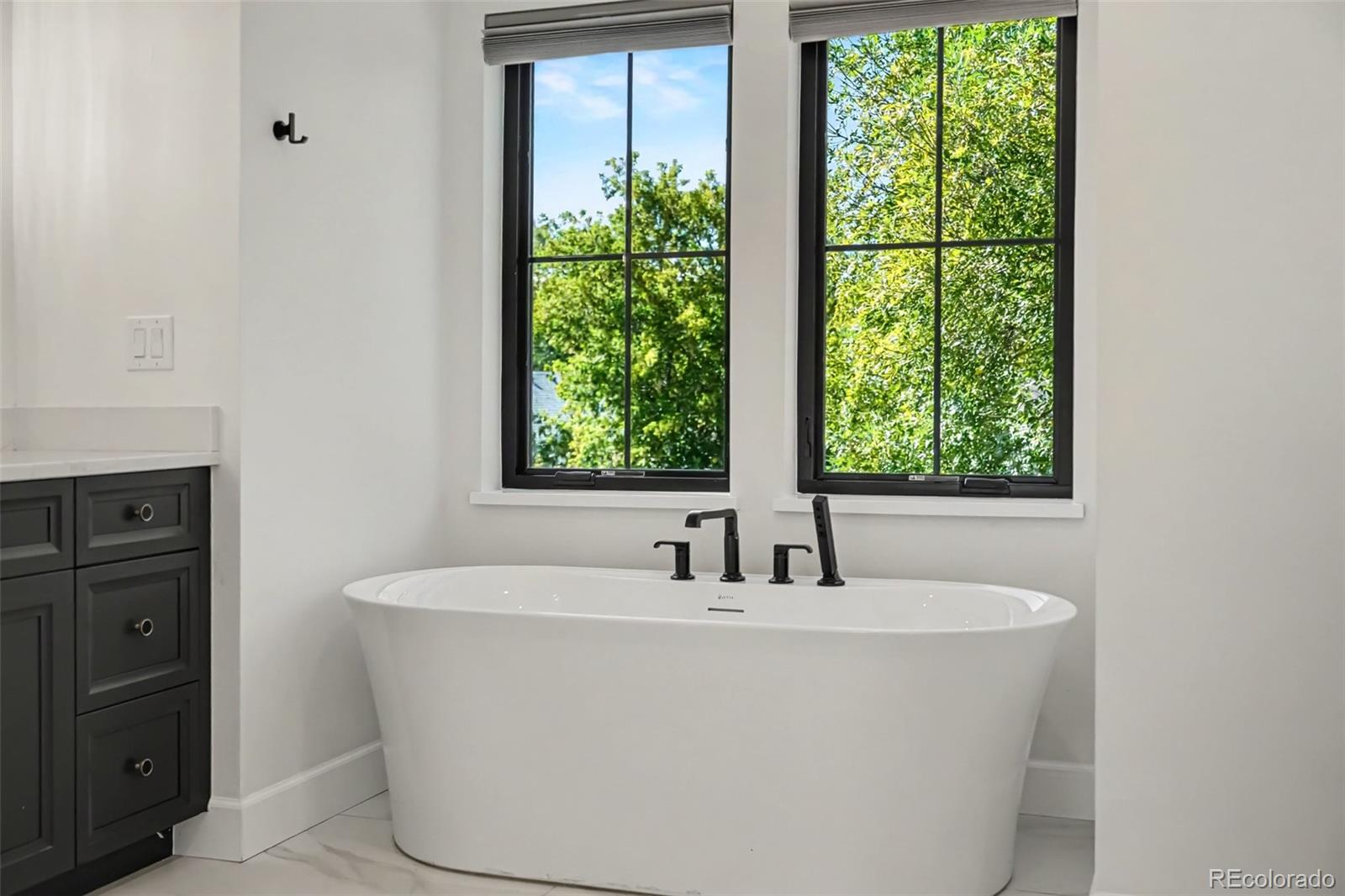 MLS Image #28 for 1416 s clarkson street,denver, Colorado