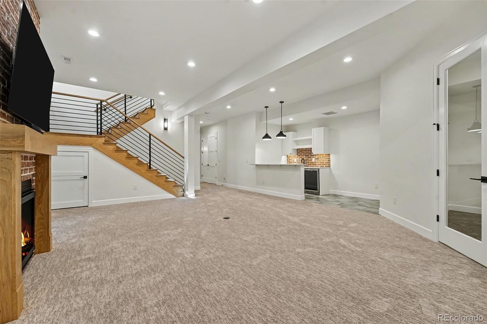 MLS Image #34 for 1416 s clarkson street,denver, Colorado