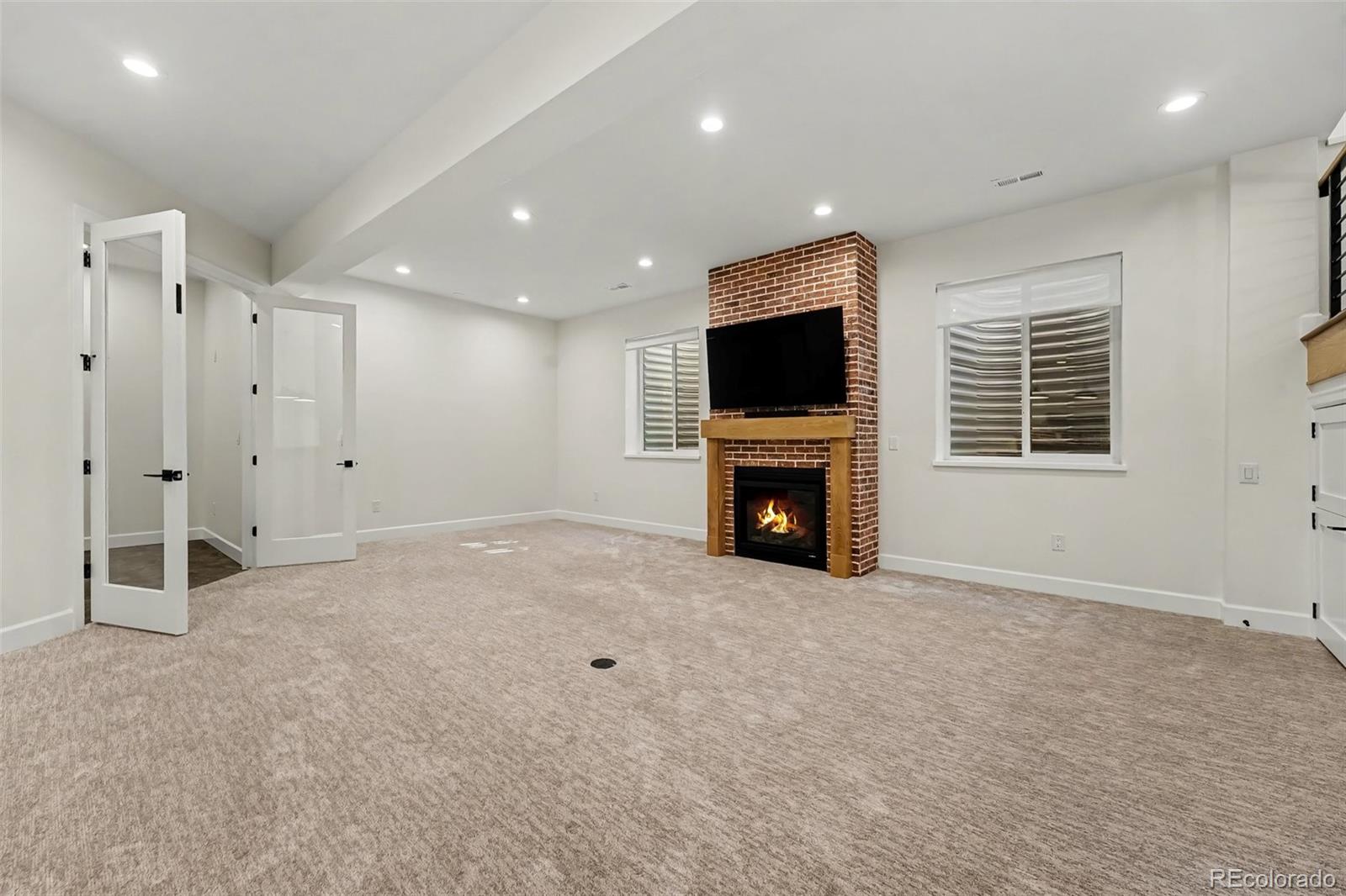 MLS Image #35 for 1416 s clarkson street,denver, Colorado