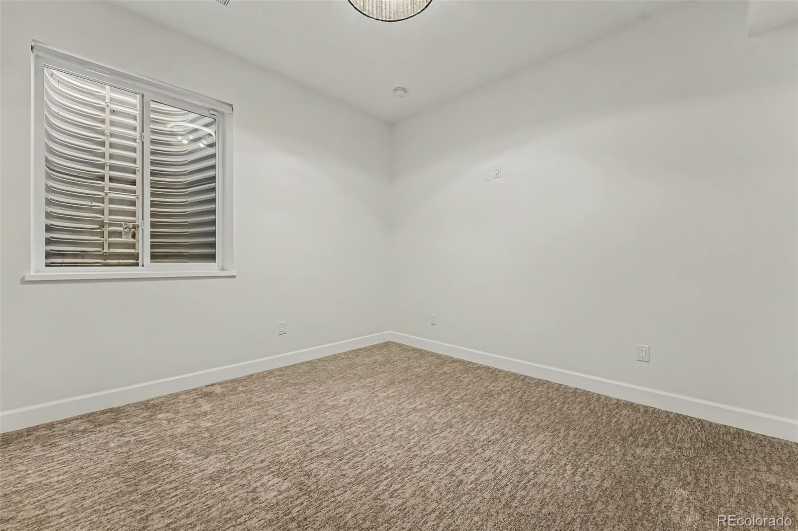 MLS Image #36 for 1416 s clarkson street,denver, Colorado