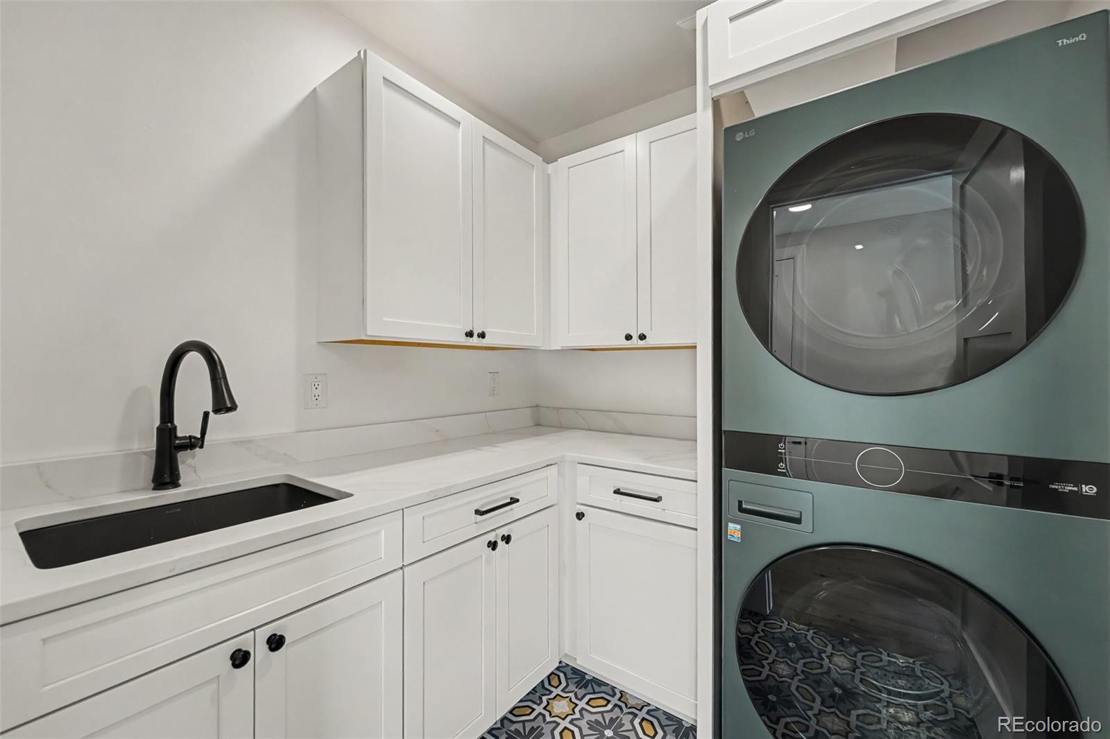 MLS Image #39 for 1416 s clarkson street,denver, Colorado