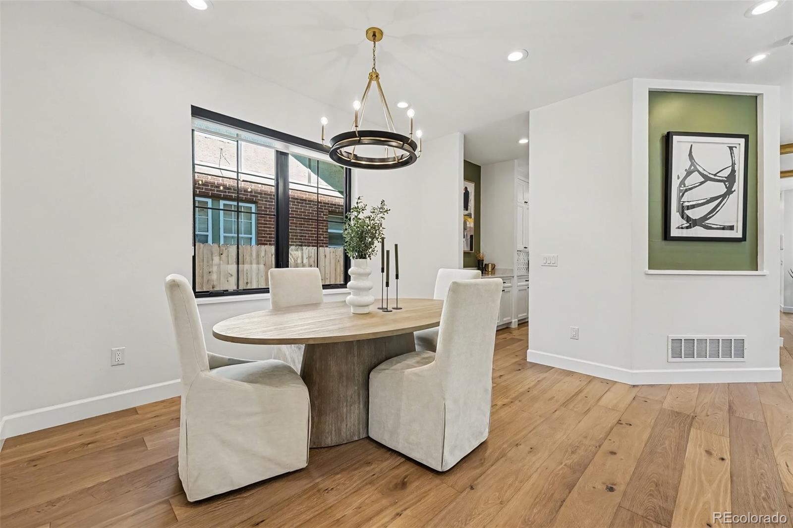 MLS Image #6 for 1416 s clarkson street,denver, Colorado