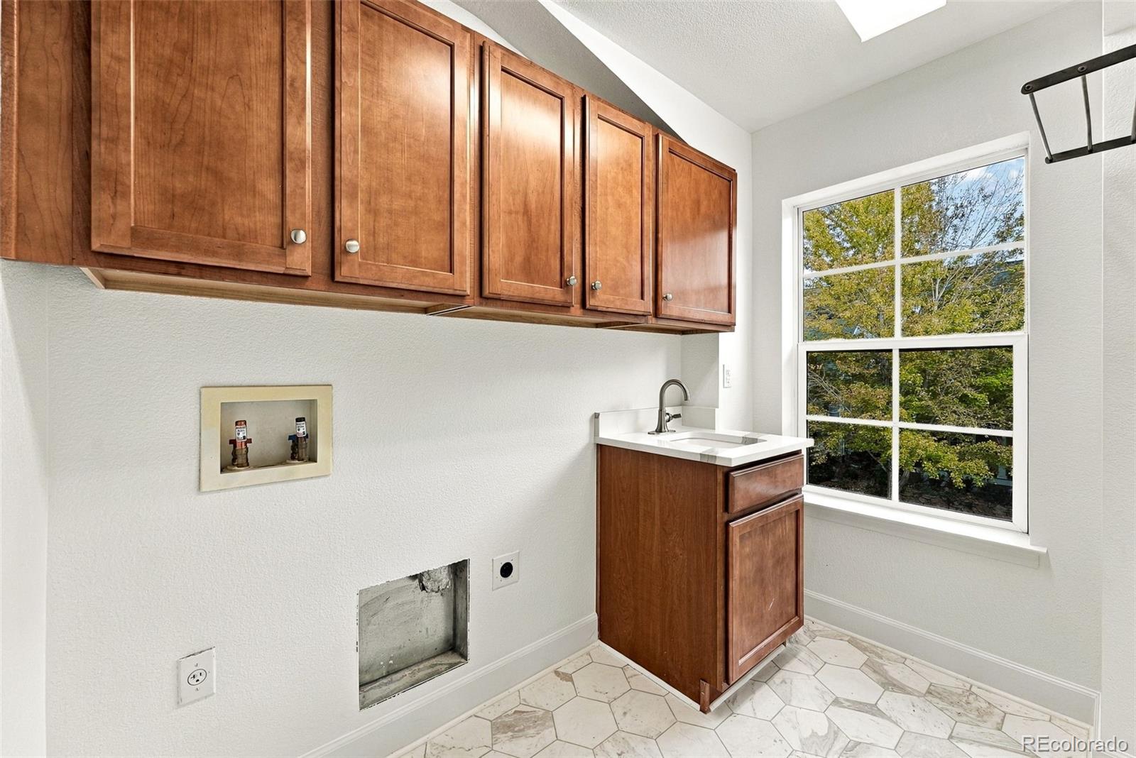 MLS Image #36 for 2895  geneva street,denver, Colorado