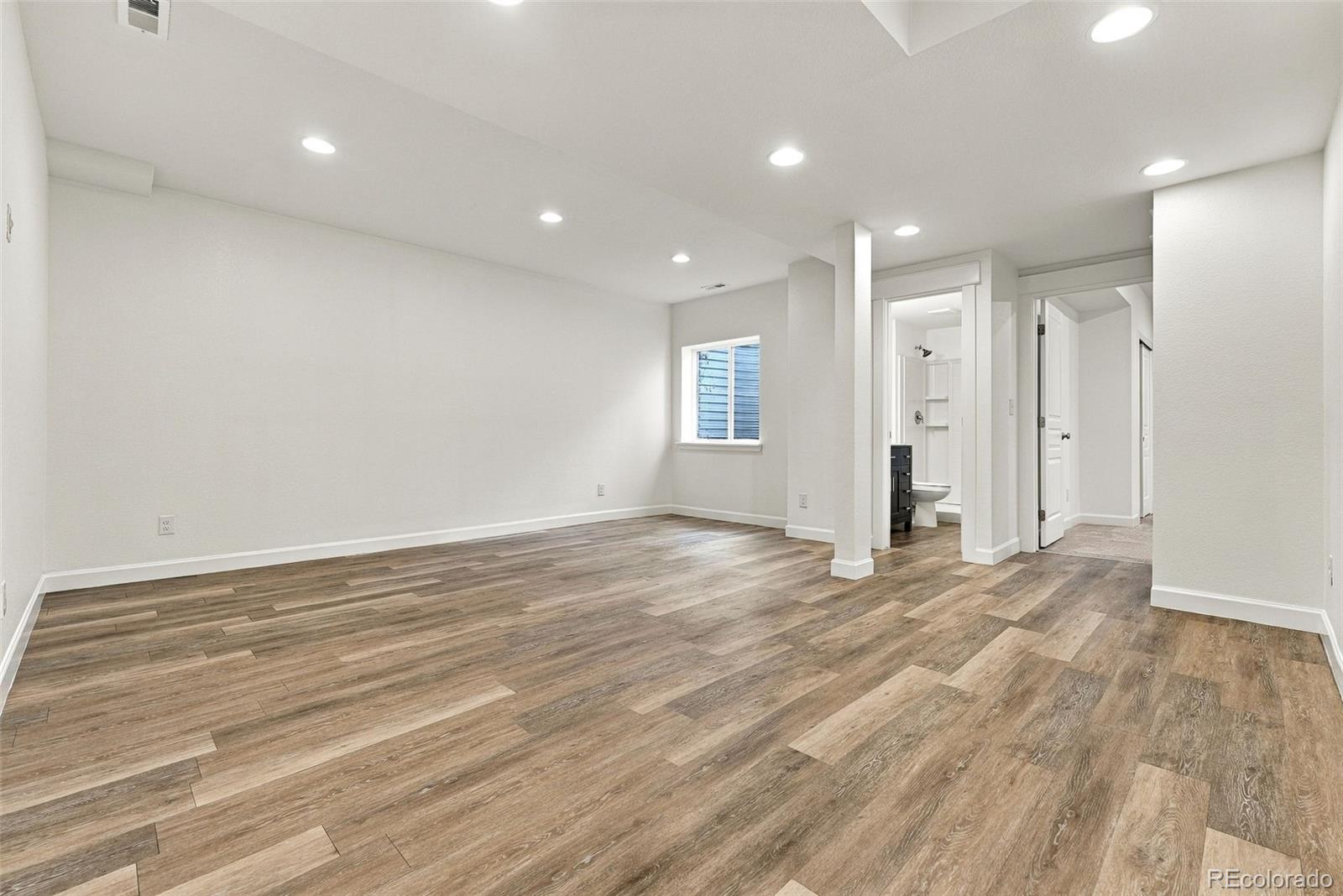 MLS Image #37 for 2895  geneva street,denver, Colorado