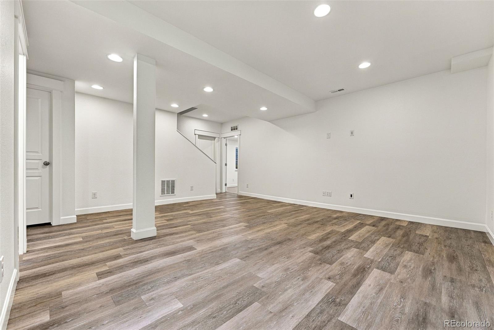 MLS Image #38 for 2895  geneva street,denver, Colorado