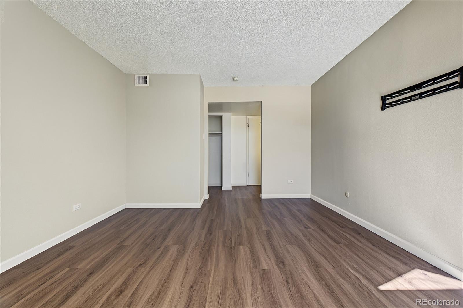MLS Image #21 for 3436 s locust street e,denver, Colorado