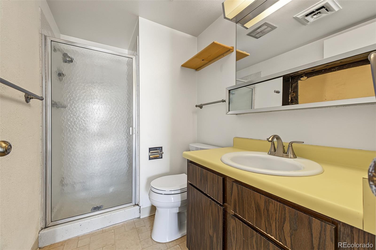 MLS Image #22 for 3436 s locust street e,denver, Colorado