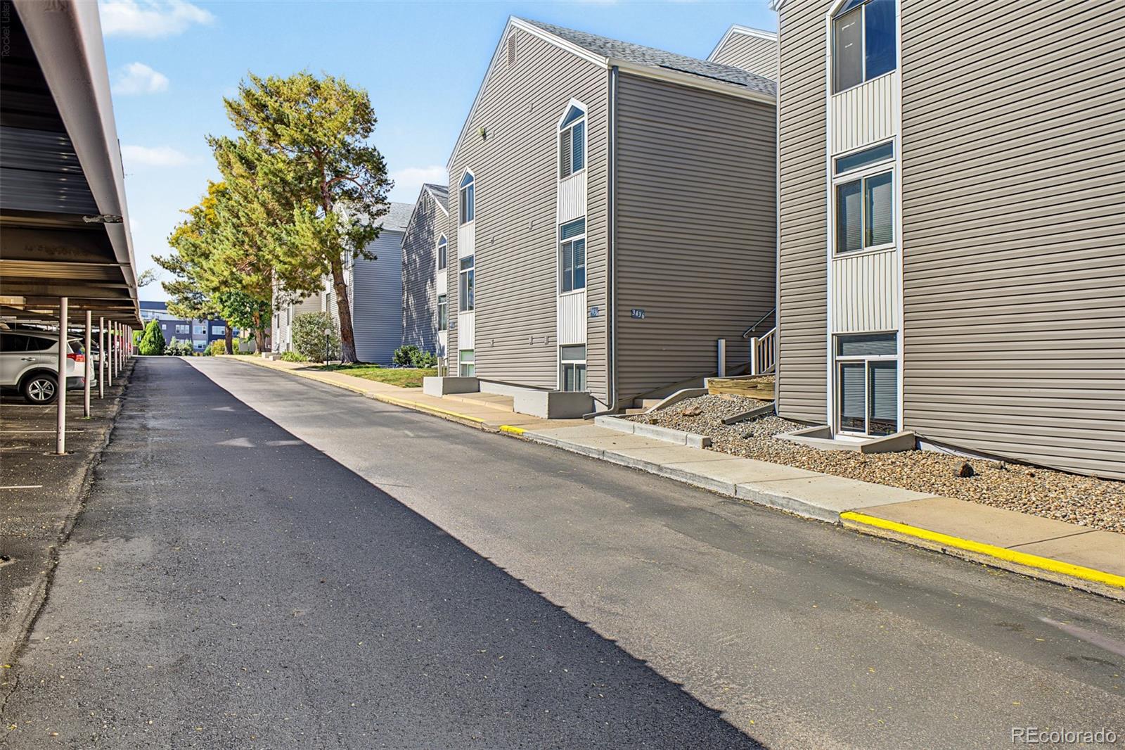 MLS Image #25 for 3436 s locust street e,denver, Colorado