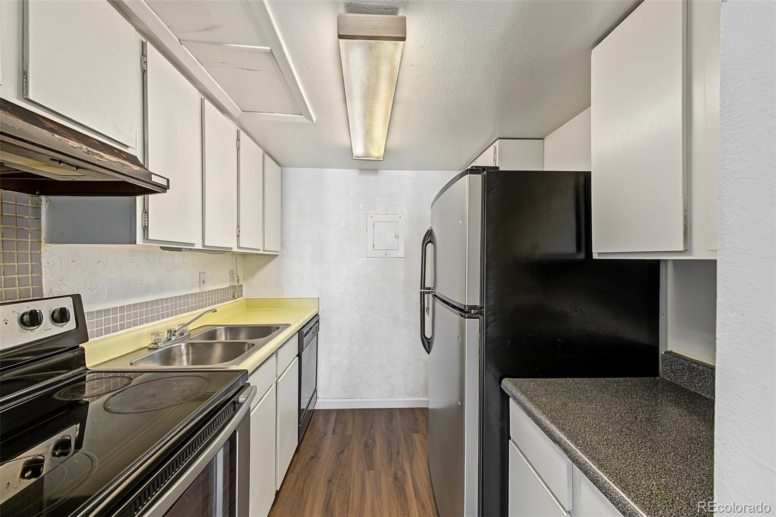 MLS Image #5 for 3436 s locust street e,denver, Colorado