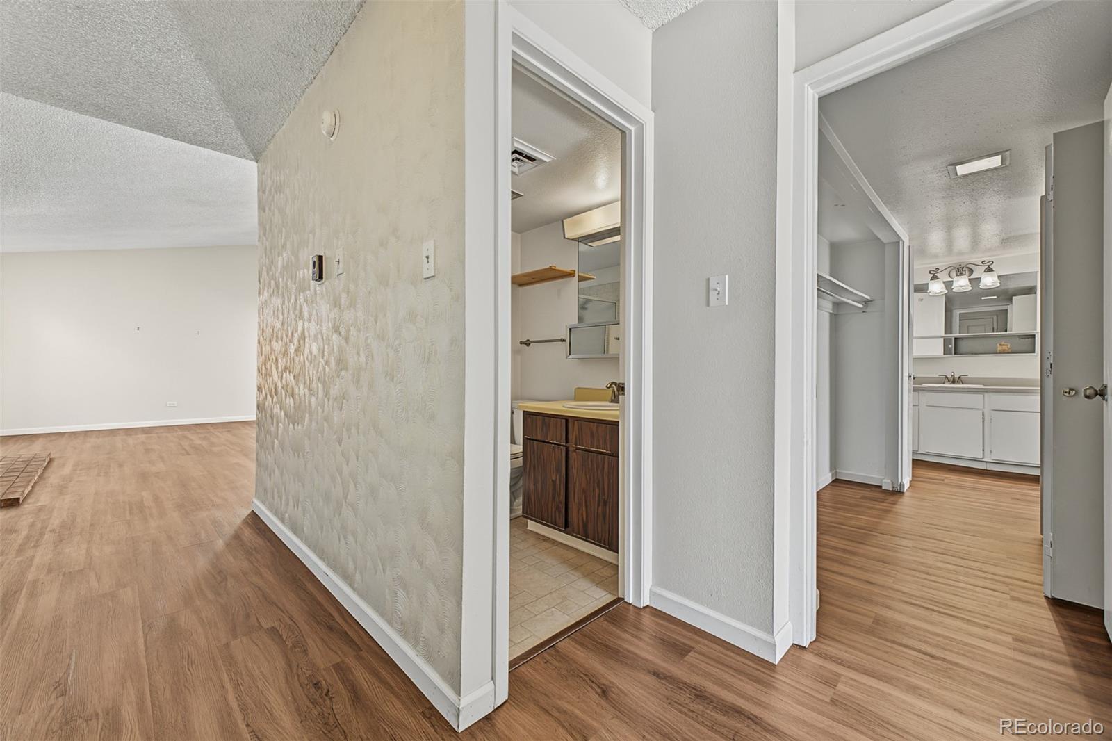 MLS Image #7 for 3436 s locust street e,denver, Colorado