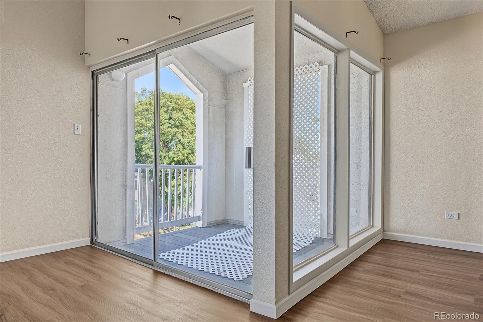 MLS Image #9 for 3436 s locust street e,denver, Colorado
