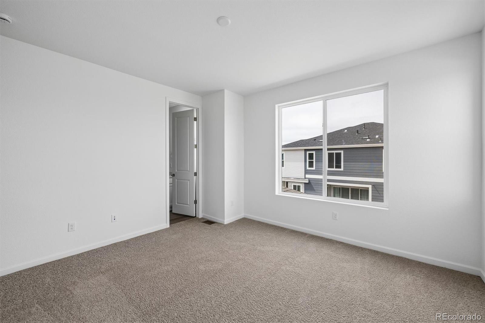 MLS Image #14 for 24161 e 30th place,aurora, Colorado
