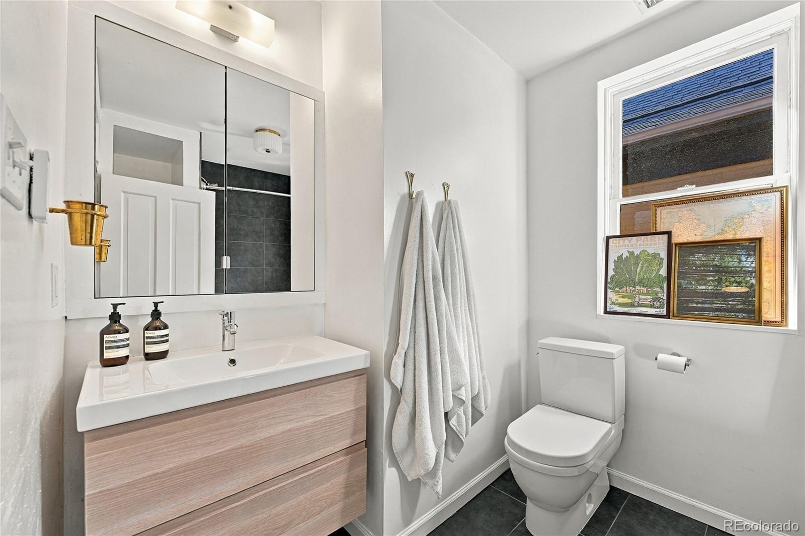 MLS Image #13 for 2546 n marion street,denver, Colorado