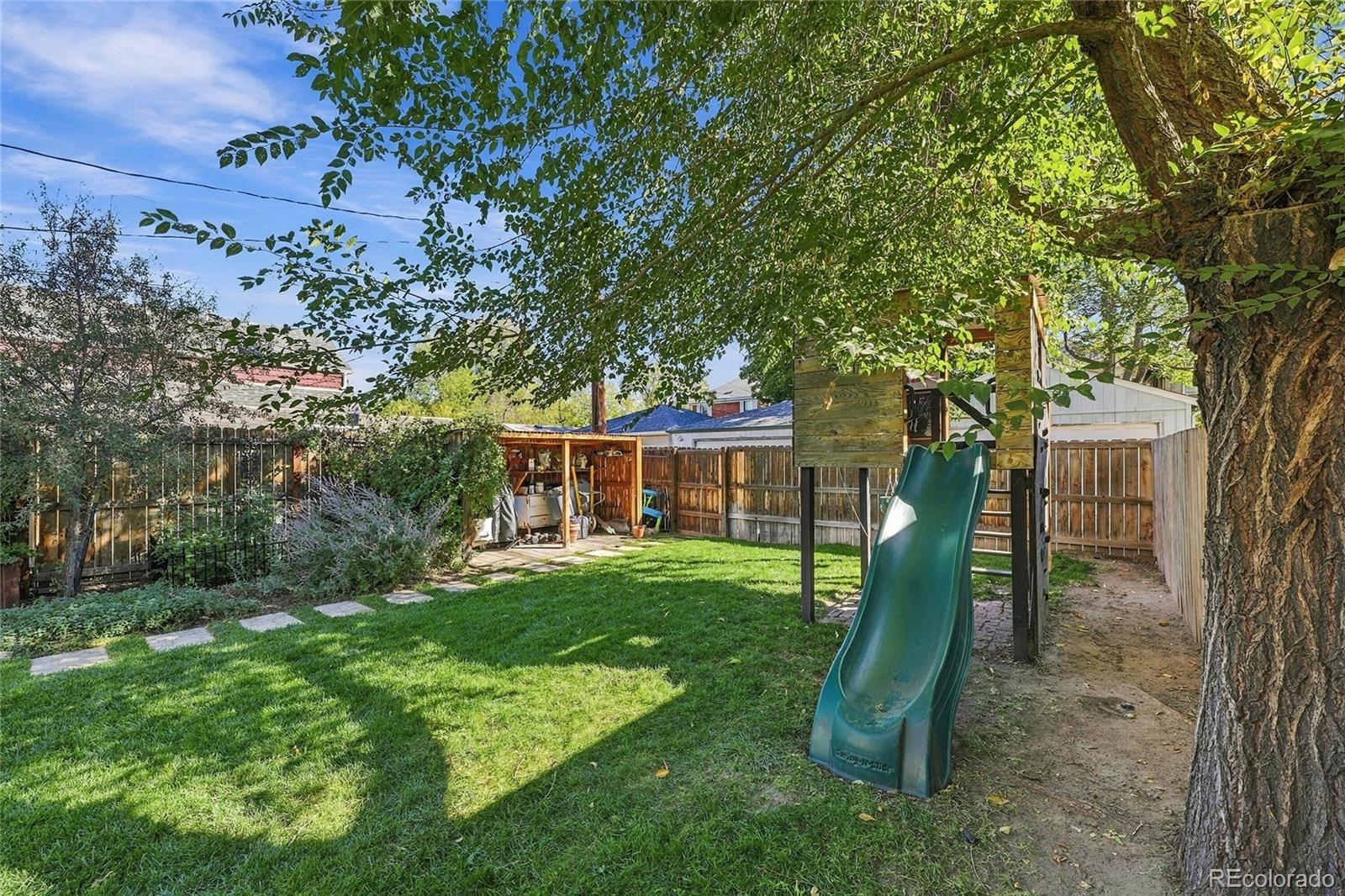 MLS Image #17 for 2546 n marion street,denver, Colorado