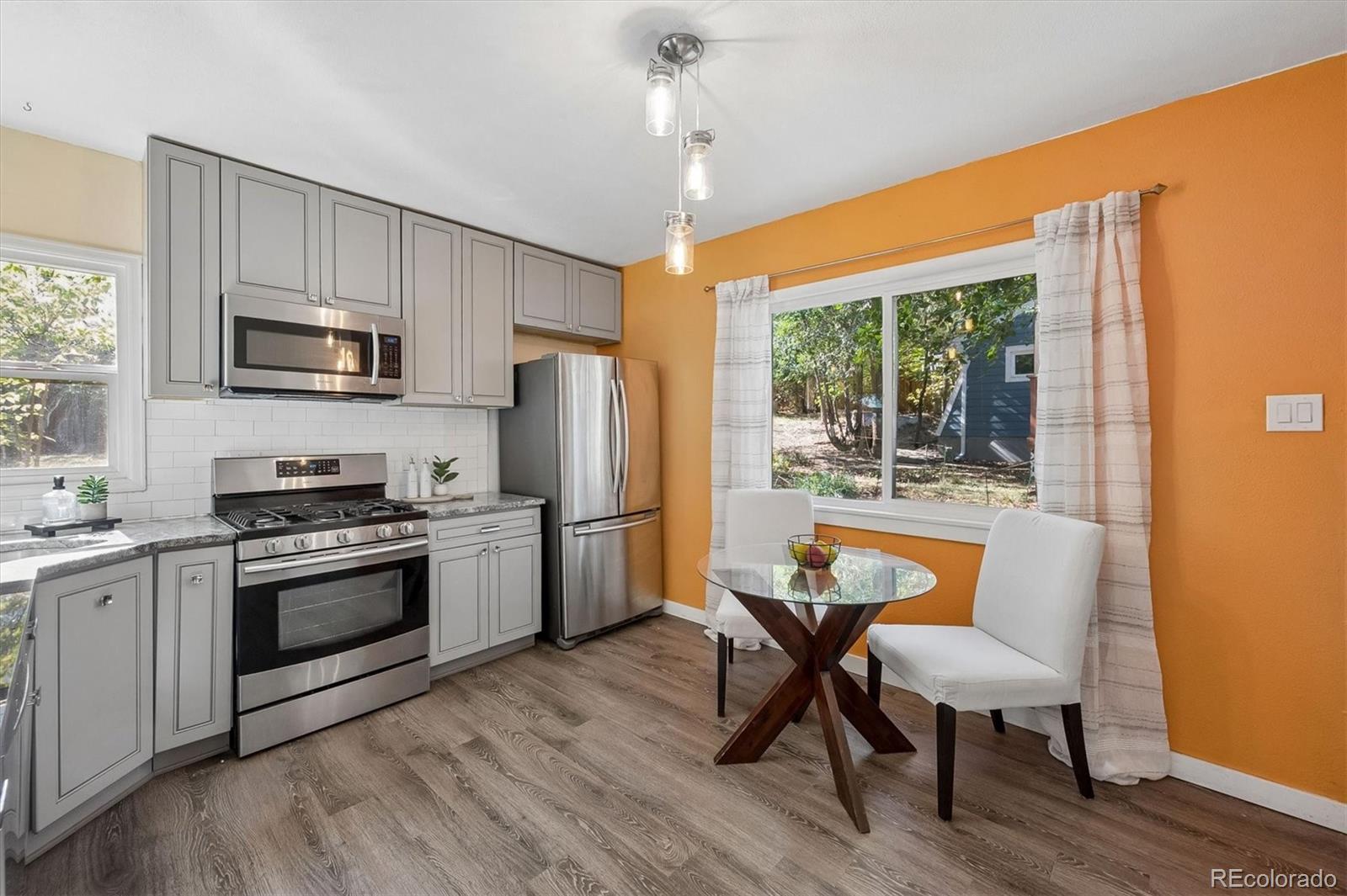 MLS Image #14 for 815  irving street,denver, Colorado