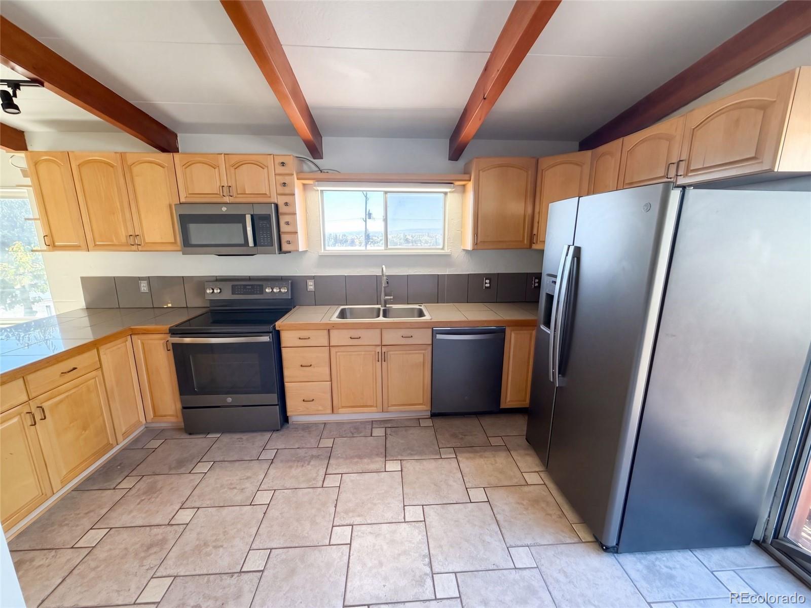 MLS Image #11 for 7811 w 62nd avenue,arvada, Colorado