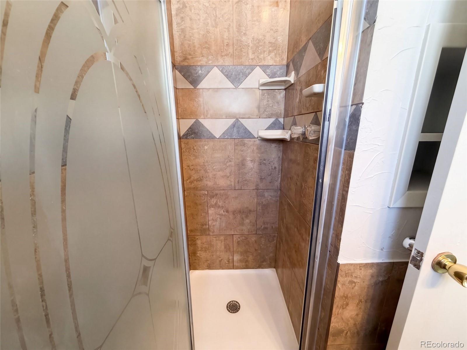 MLS Image #23 for 7811 w 62nd avenue,arvada, Colorado