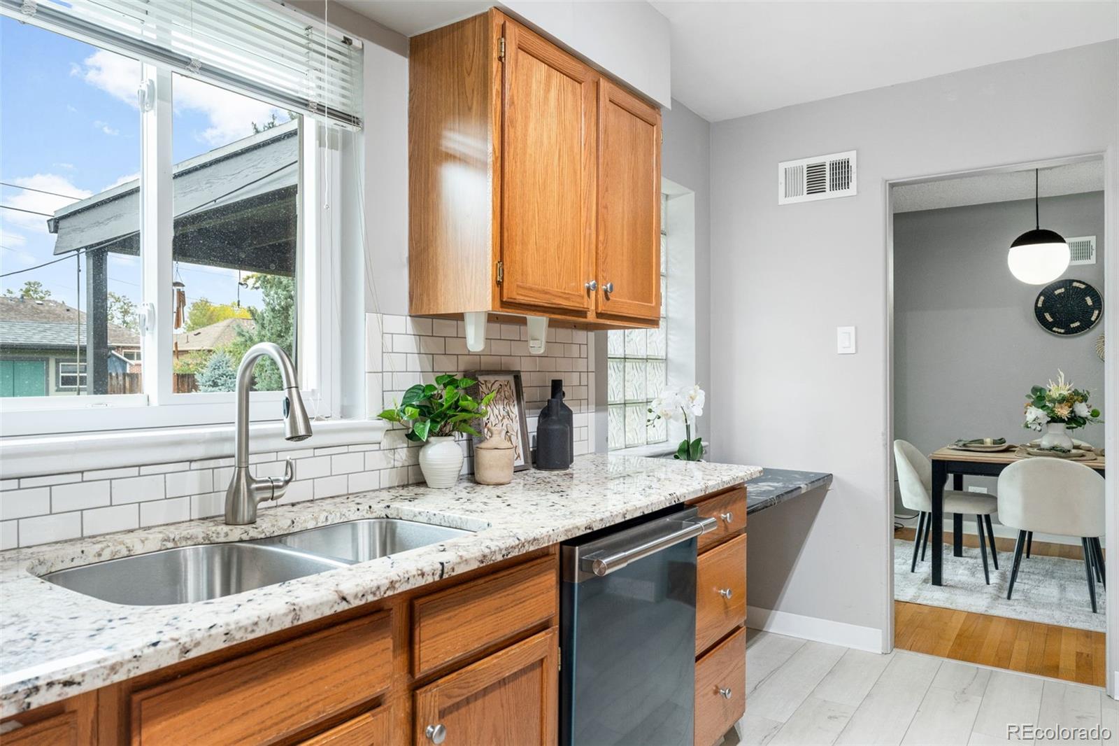 MLS Image #11 for 2101  newport street,denver, Colorado
