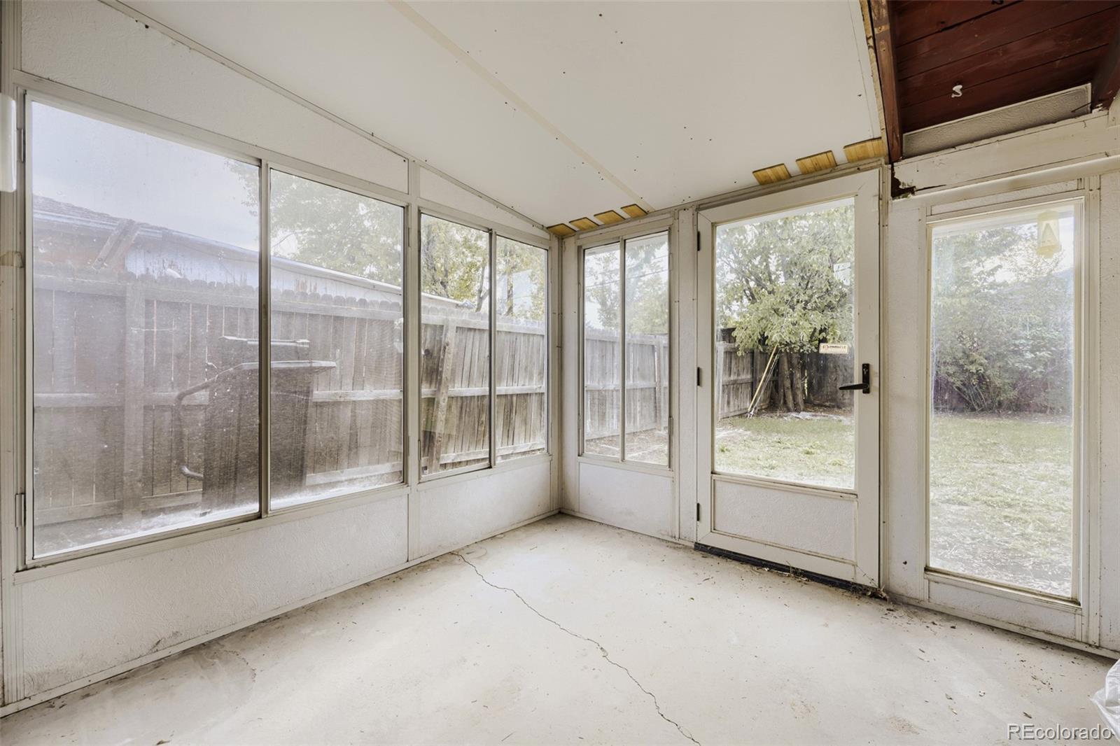MLS Image #32 for 711  troy court,aurora, Colorado