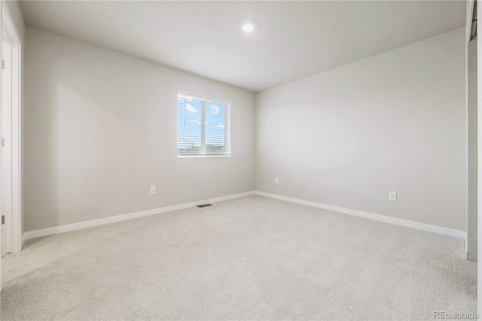MLS Image #18 for 144  equine road,berthoud, Colorado