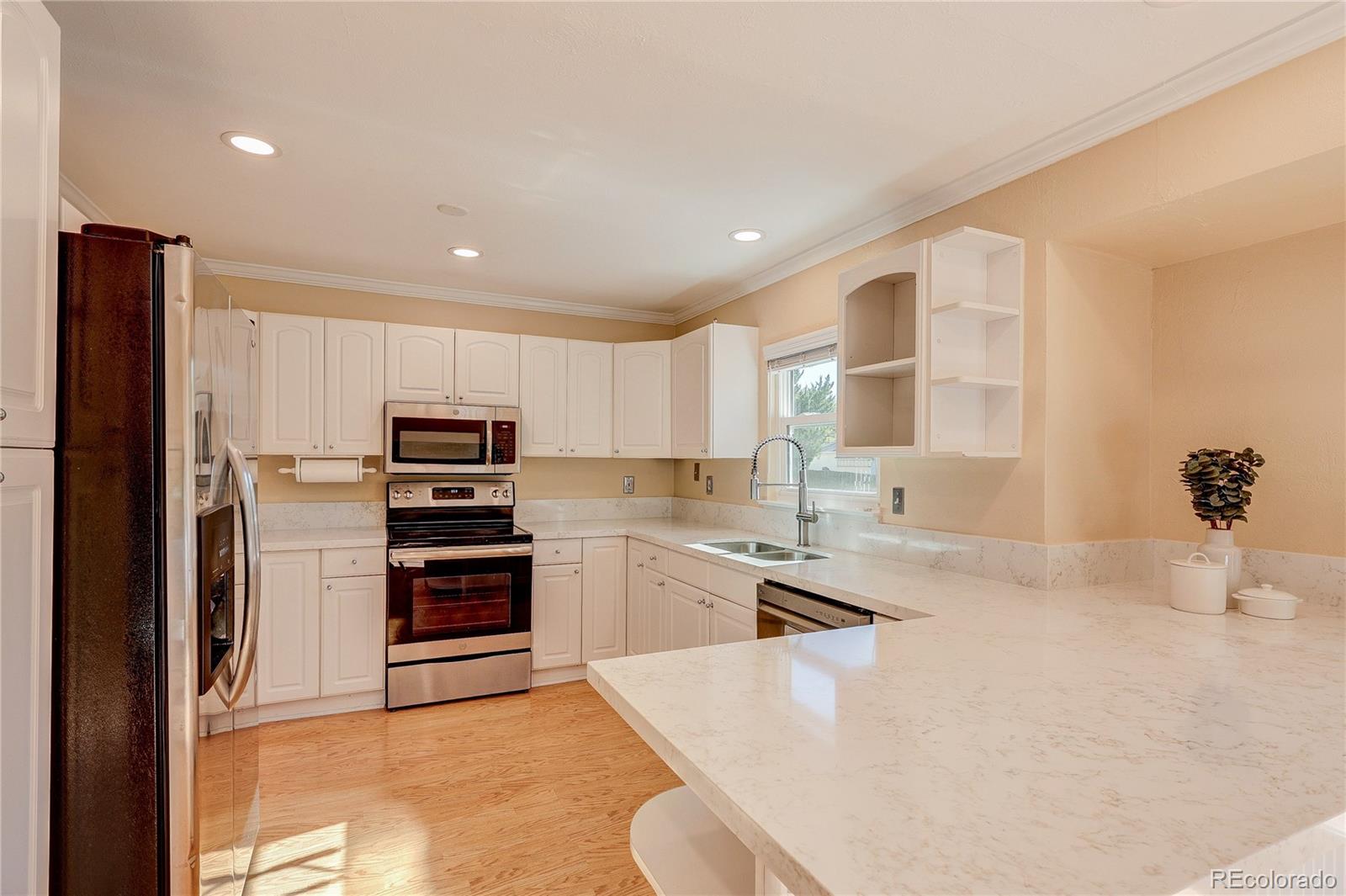 MLS Image #11 for 4864 s alkire street,morrison, Colorado