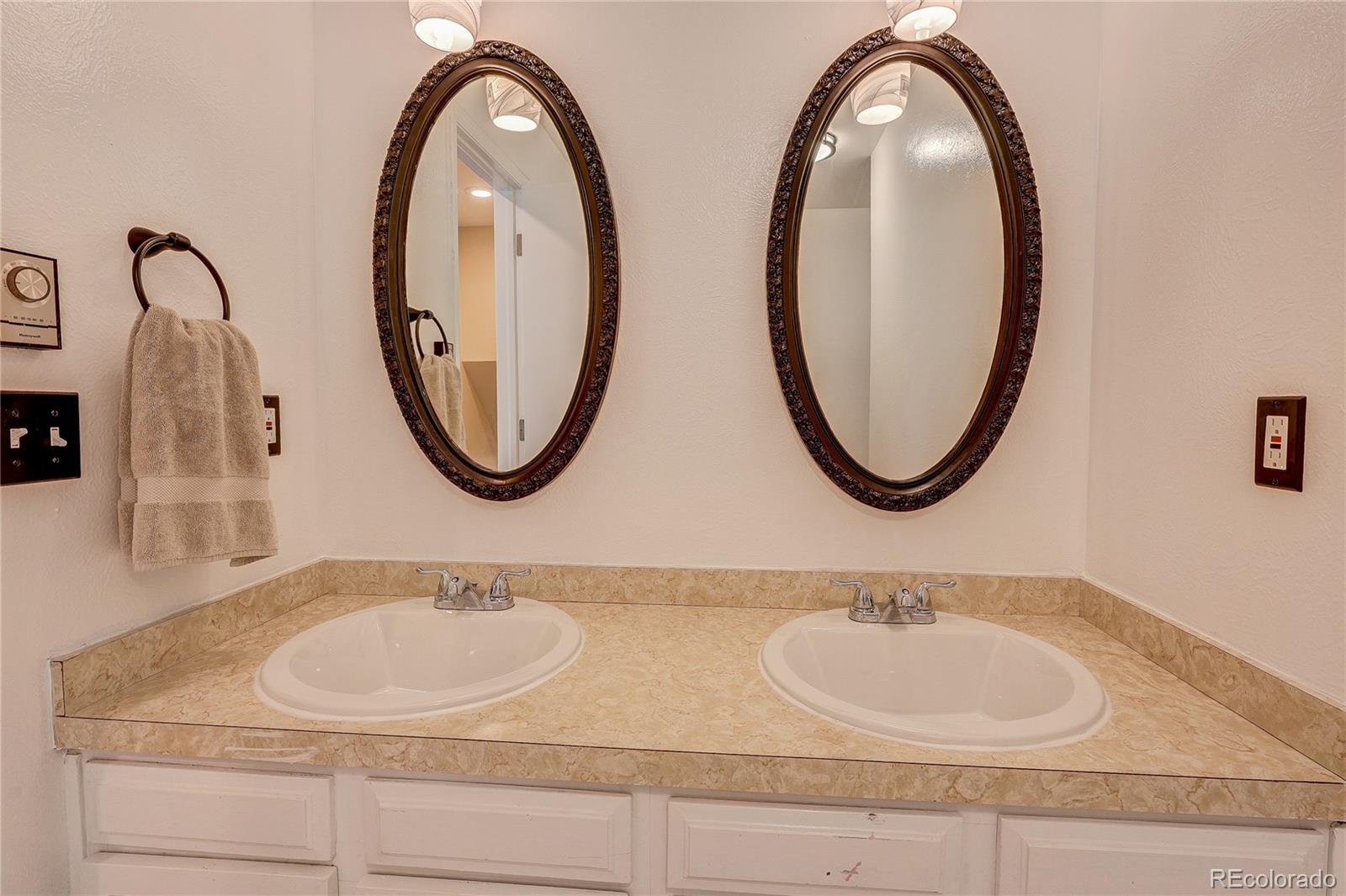 MLS Image #21 for 4864 s alkire street,morrison, Colorado