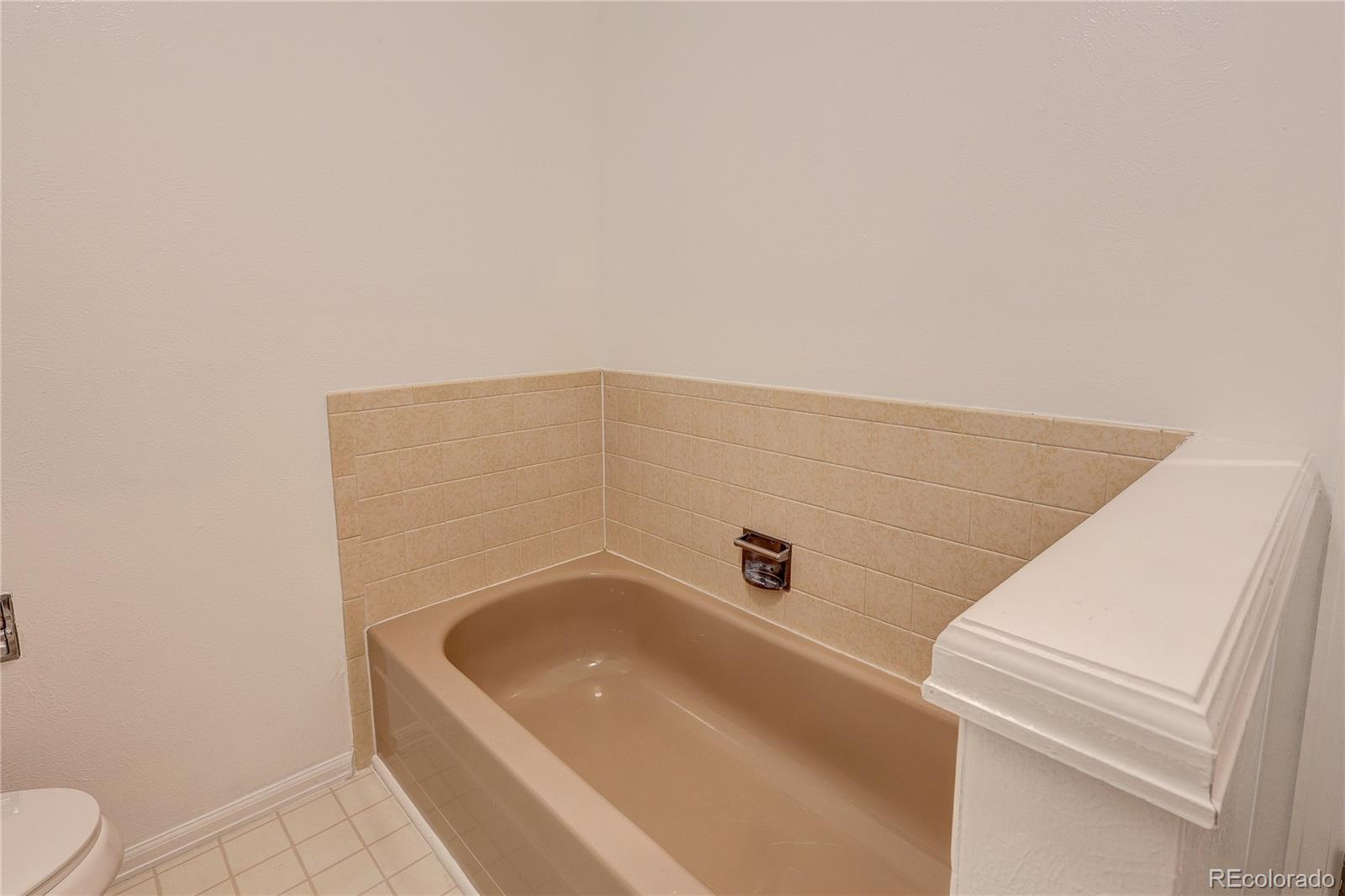 MLS Image #22 for 4864 s alkire street,morrison, Colorado