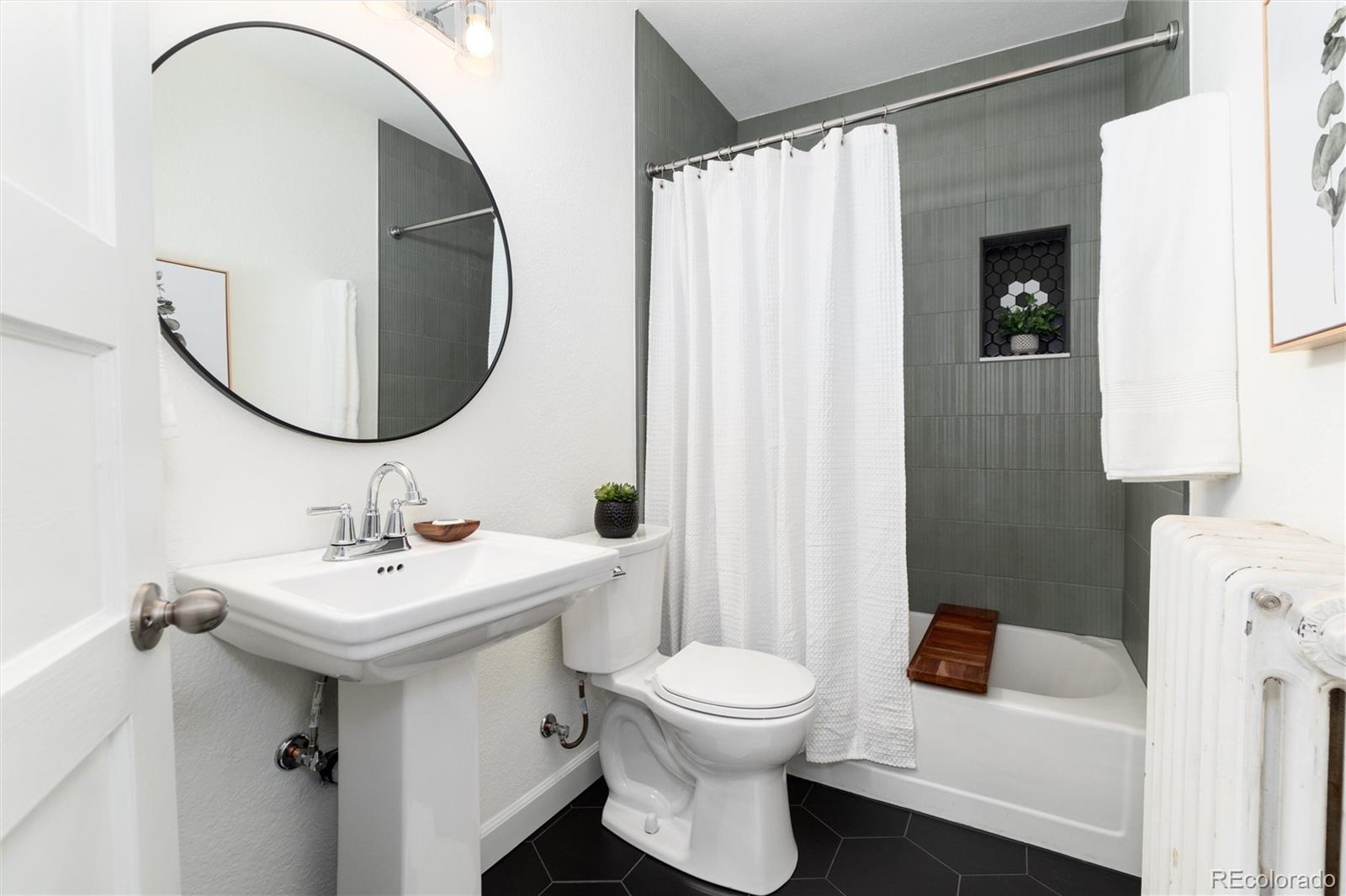 MLS Image #18 for 2451 w 55th avenue,denver, Colorado