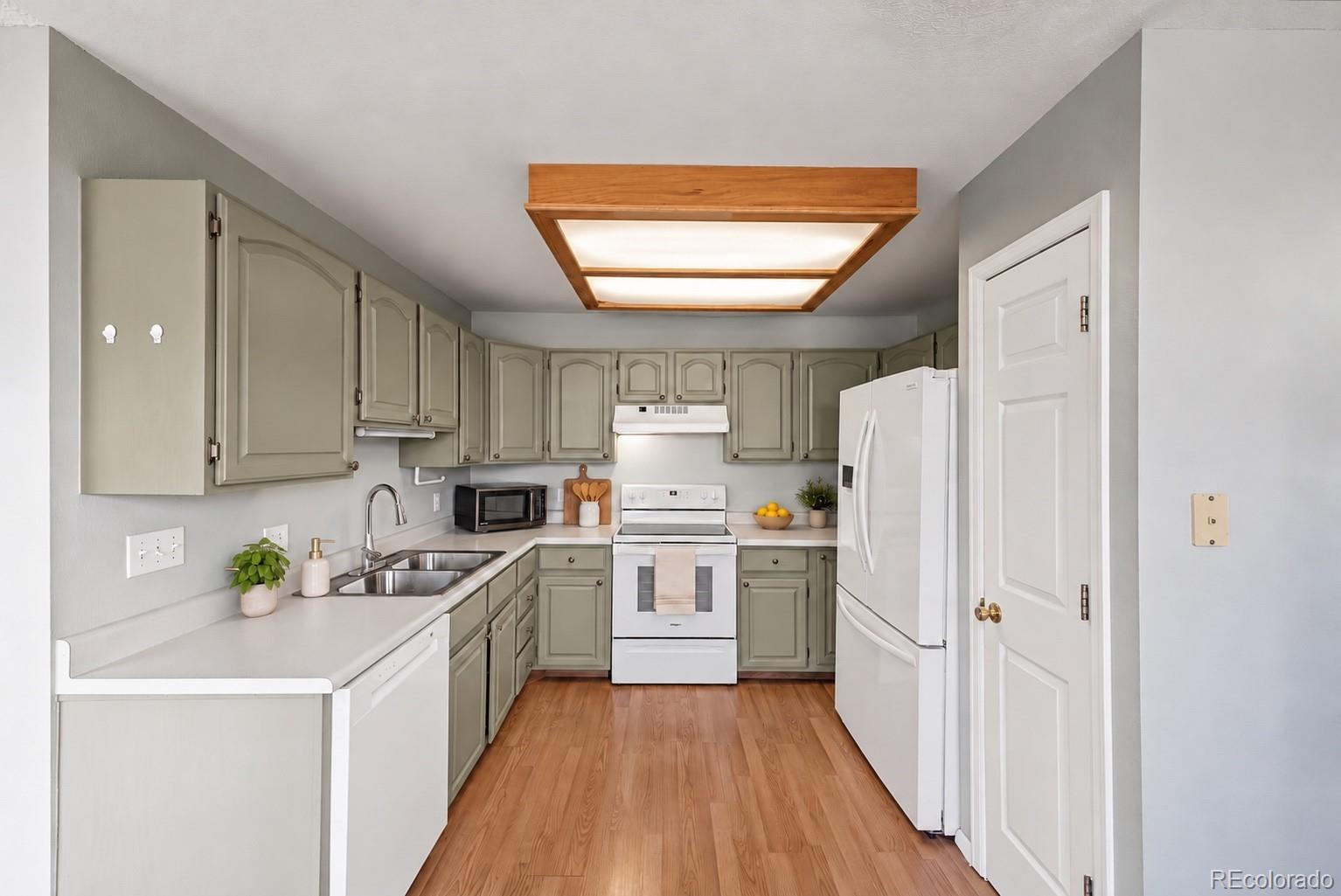 MLS Image #7 for 4425 e 128th place,thornton, Colorado